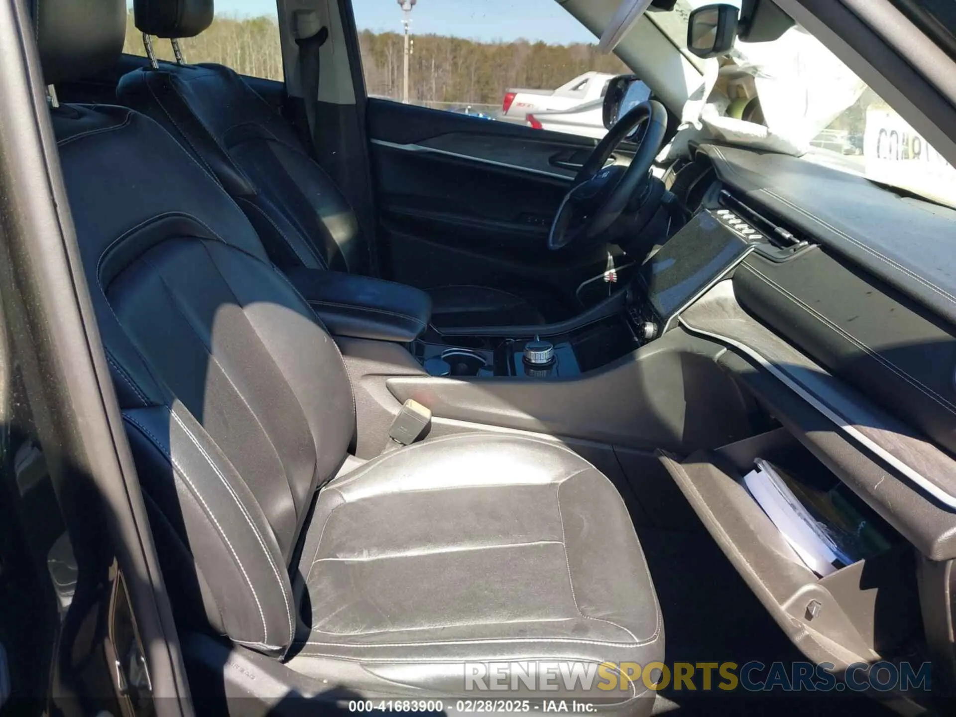 5 fotografías del automóvil dañado 1C4RJKBG8N8612465 JEEP GRAND CHEROKEE L 2022