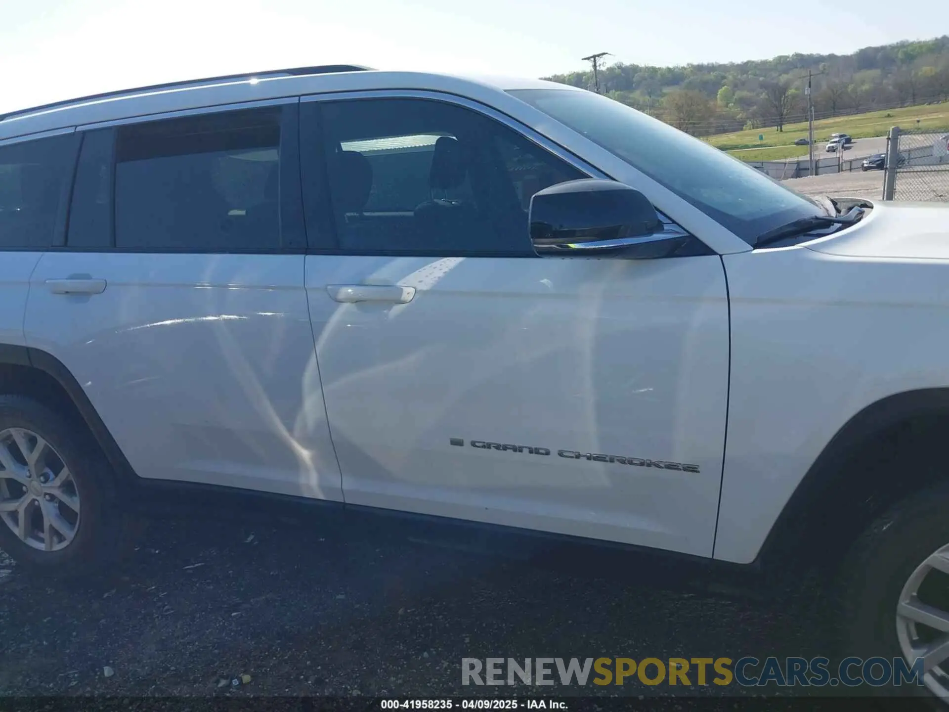 14 fotografías del automóvil dañado 1C4RJKBG8N8616323 JEEP GRAND CHEROKEE L 2022