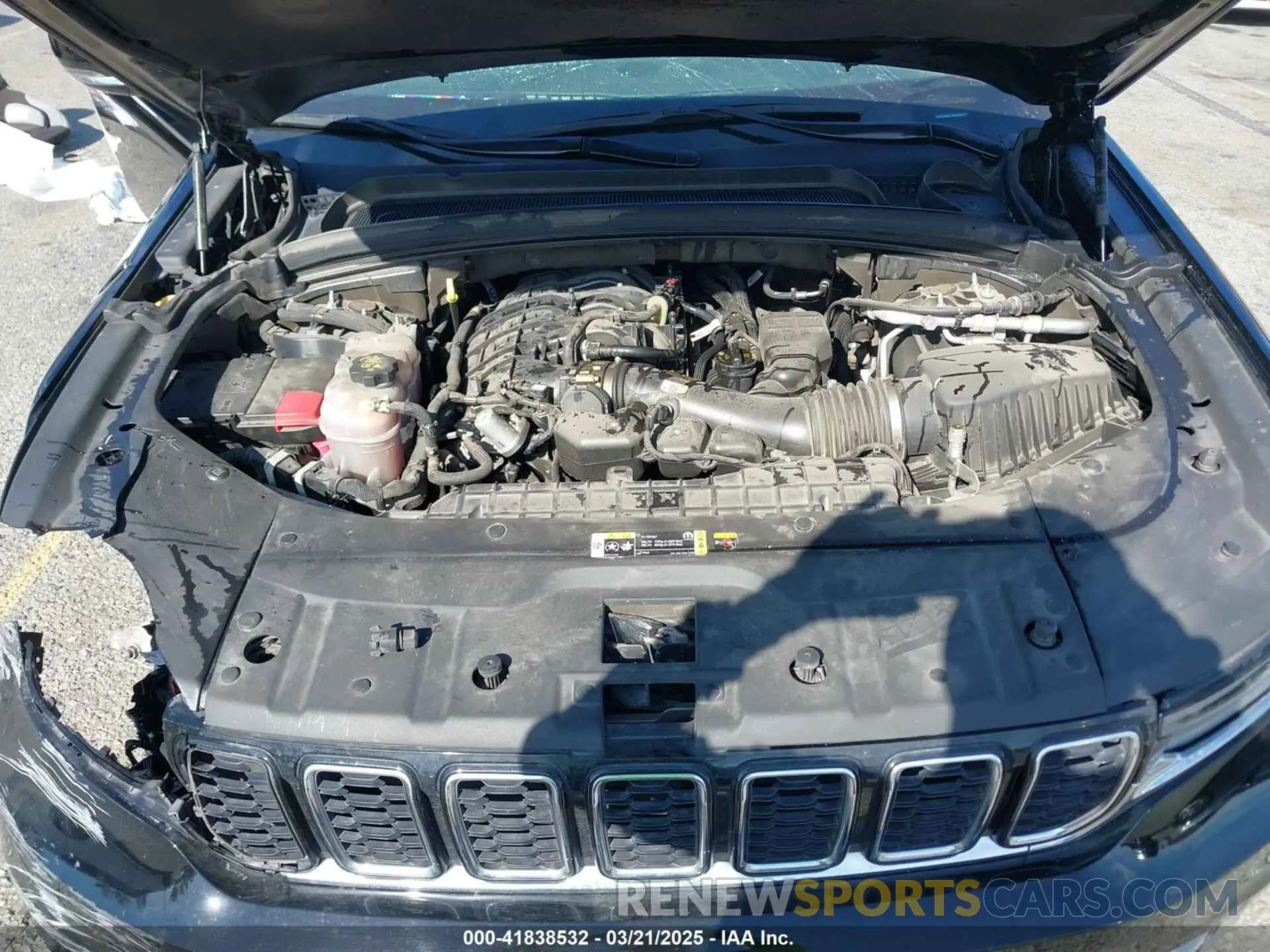 10 fotografías del automóvil dañado 1C4RJKBG9N8535377 JEEP GRAND CHEROKEE L 2022