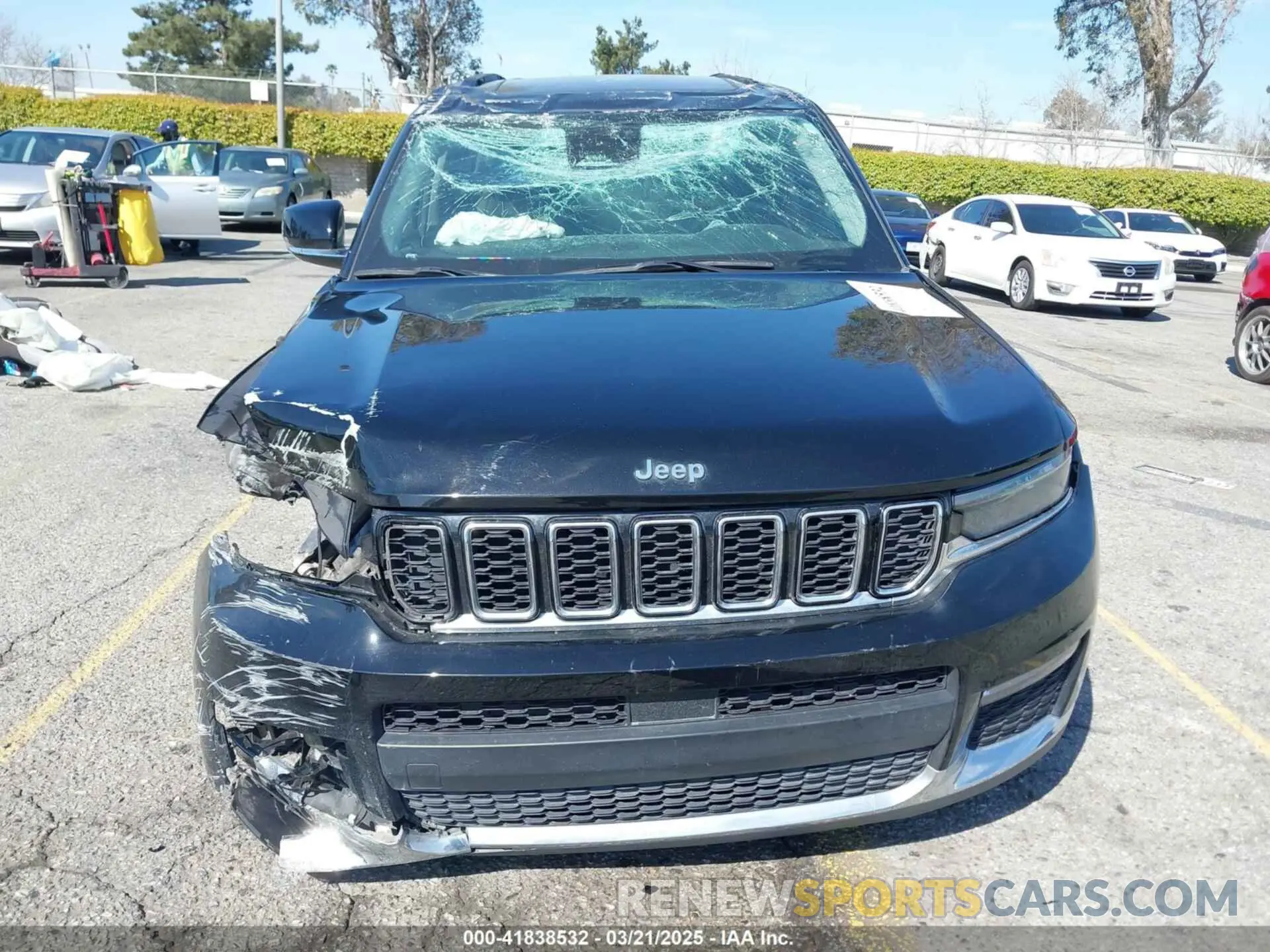 12 fotografías del automóvil dañado 1C4RJKBG9N8535377 JEEP GRAND CHEROKEE L 2022