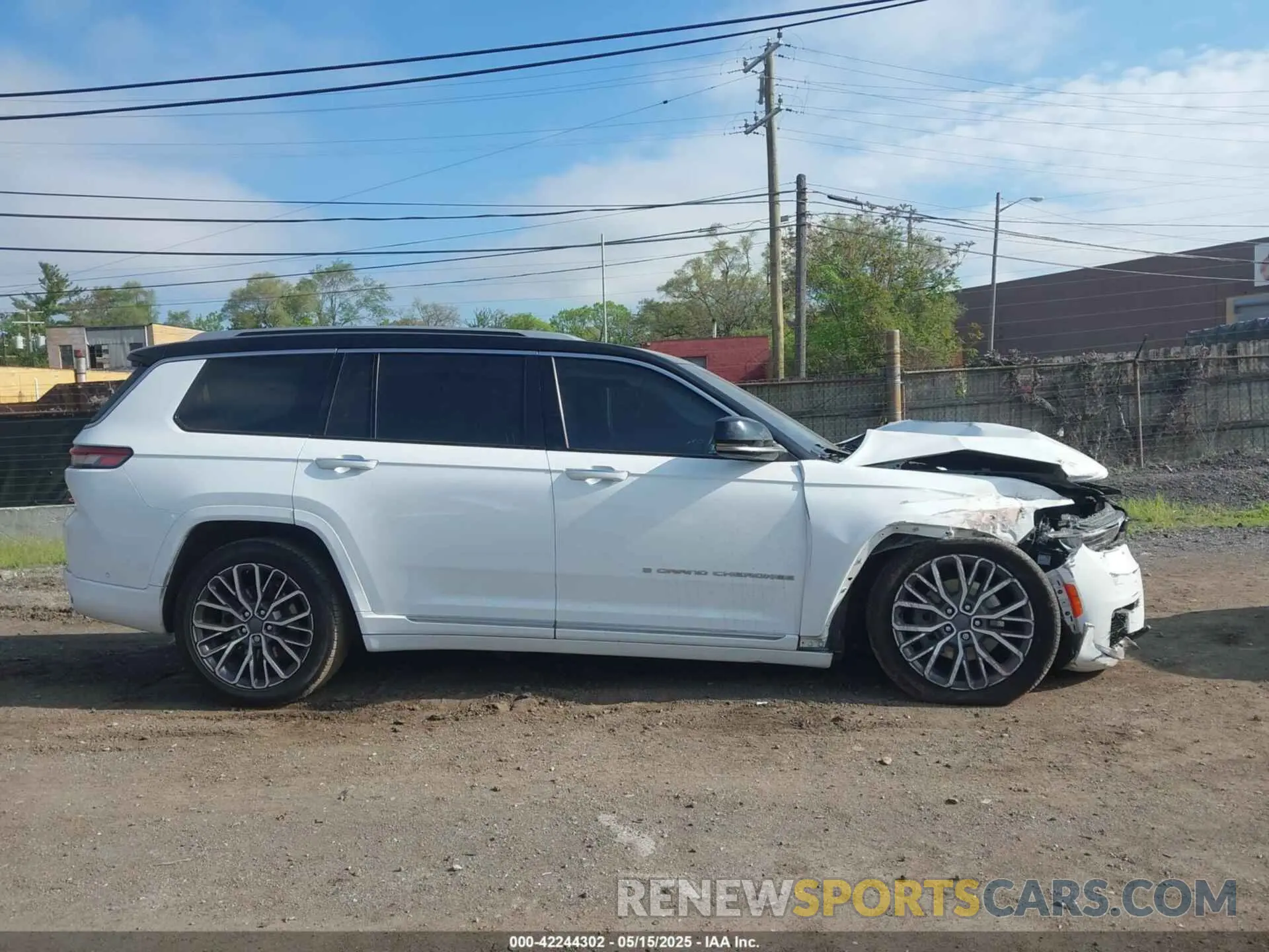 13 fotografías del automóvil dañado 1C4RJKETXN8559115 JEEP GRAND CHEROKEE L 2022