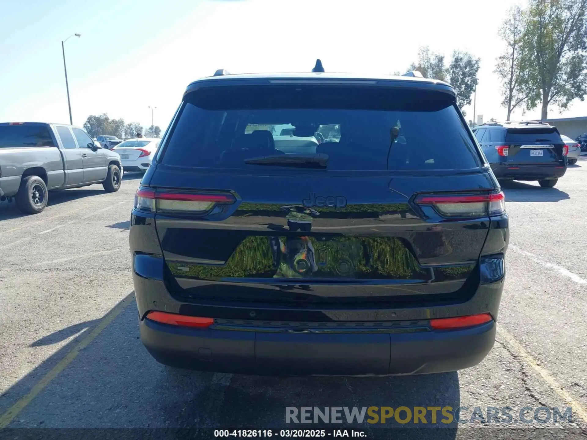 16 fotografías del automóvil dañado 1C4RJJAG0P8783385 JEEP GRAND CHEROKEE L 2023