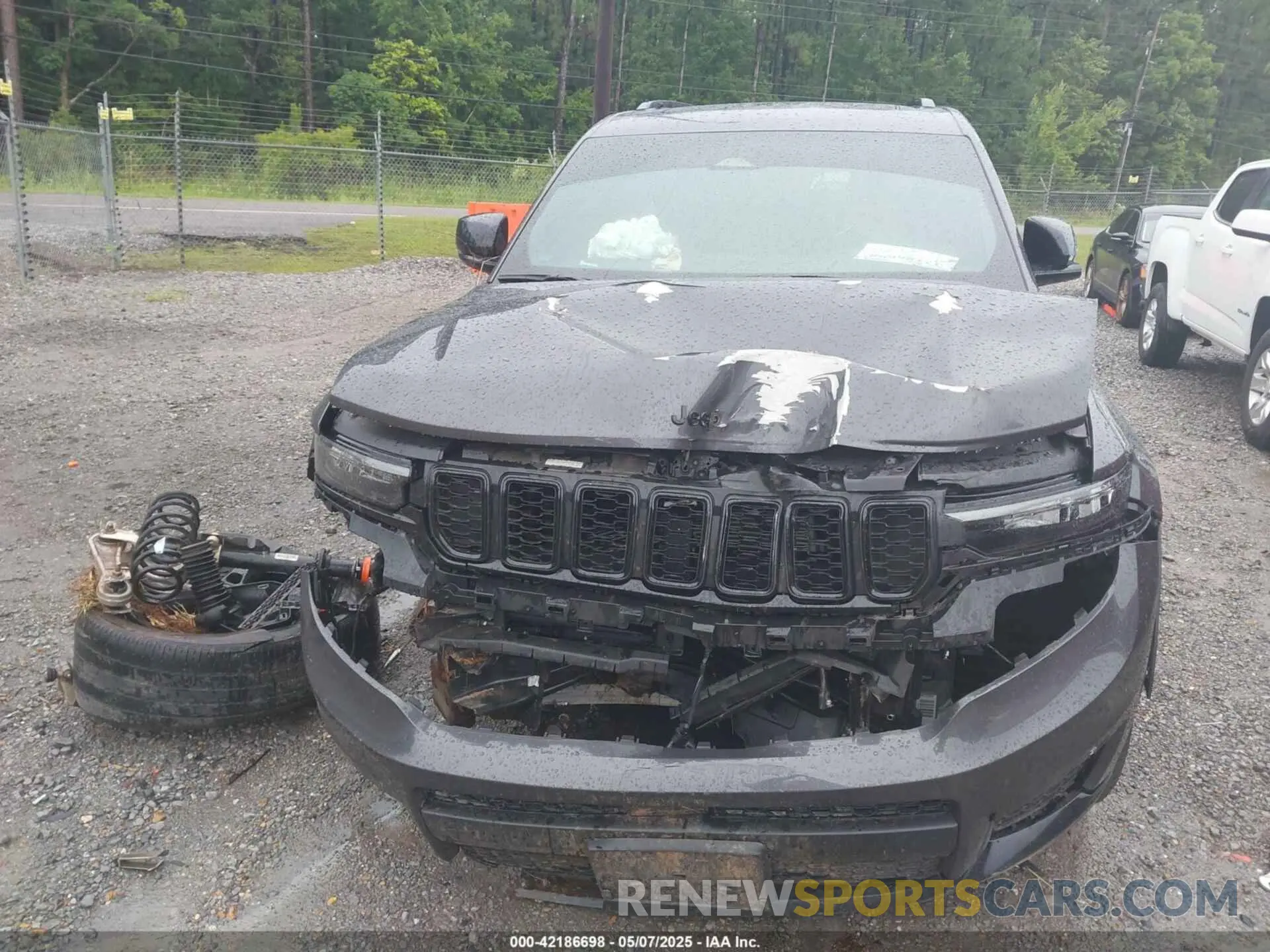 12 fotografías del automóvil dañado 1C4RJJAG4P8836508 JEEP GRAND CHEROKEE L 2023