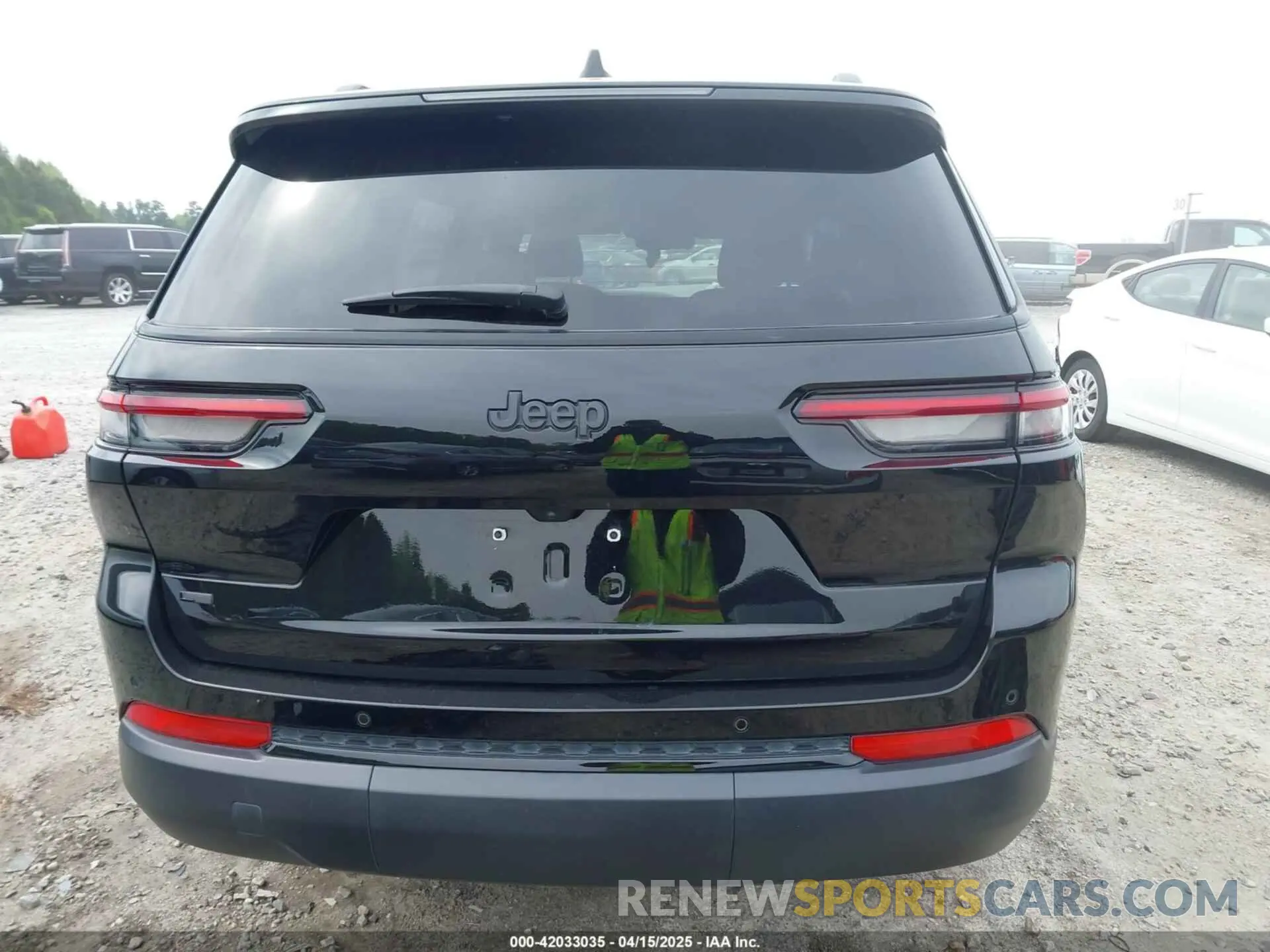 17 fotografías del automóvil dañado 1C4RJJAG7P8794349 JEEP GRAND CHEROKEE L 2023