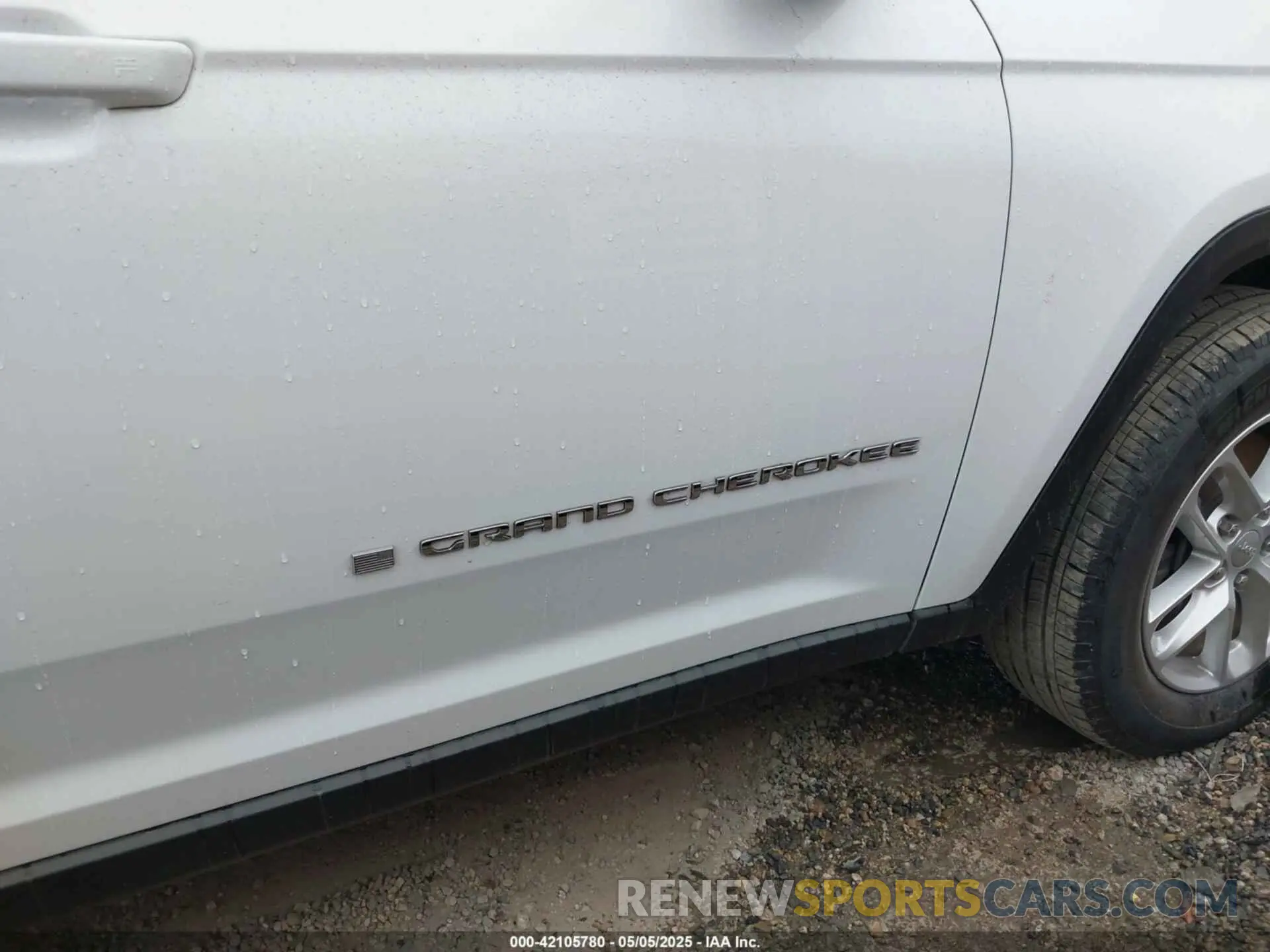 6 fotografías del automóvil dañado 1C4RJJAGXP8755254 JEEP GRAND CHEROKEE L 2023