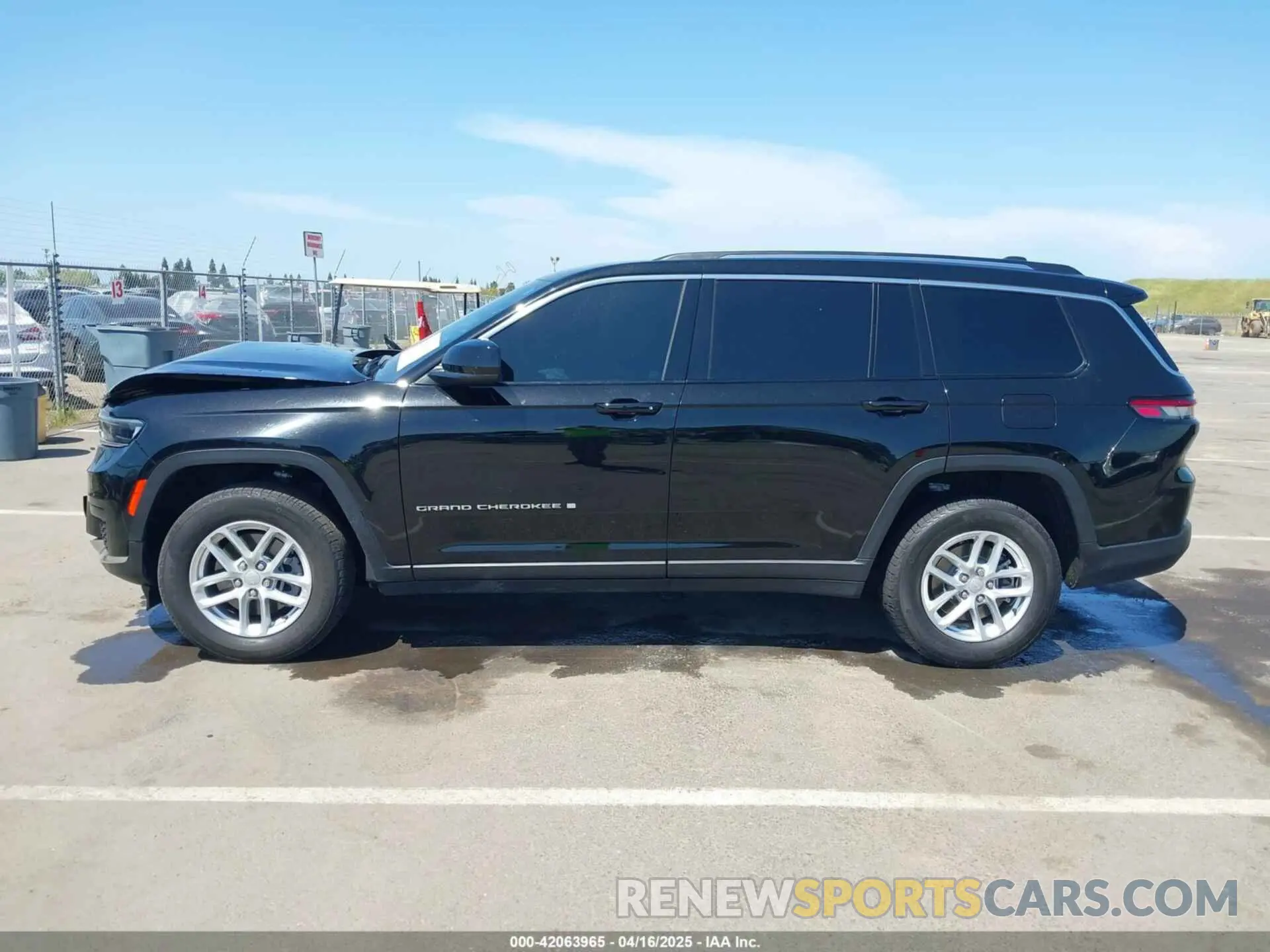 14 fotografías del automóvil dañado 1C4RJKAG0P8797714 JEEP GRAND CHEROKEE L 2023