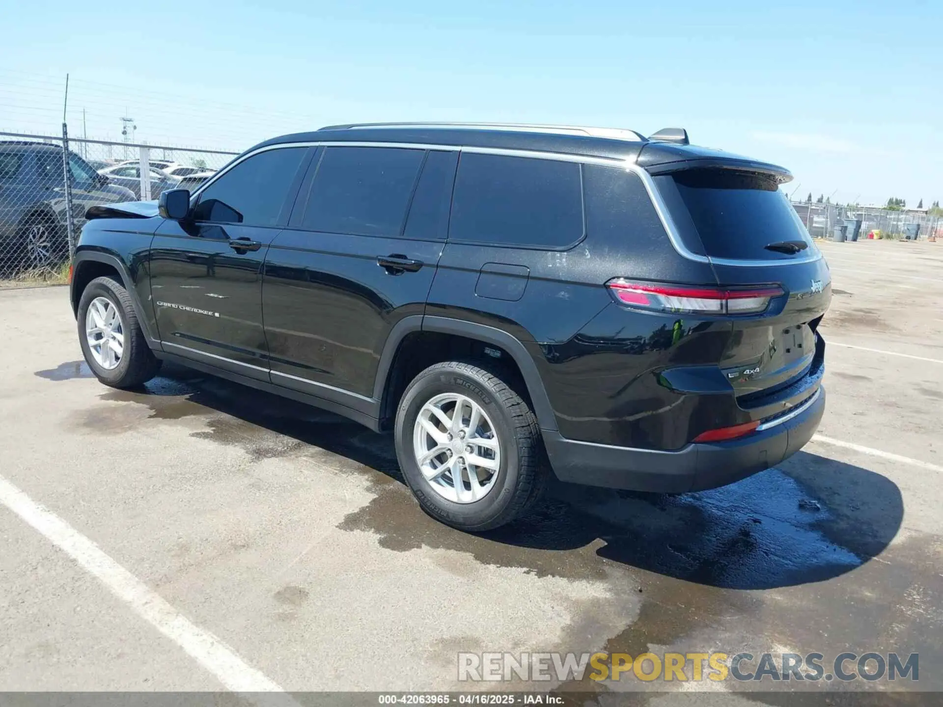 3 fotografías del automóvil dañado 1C4RJKAG0P8797714 JEEP GRAND CHEROKEE L 2023