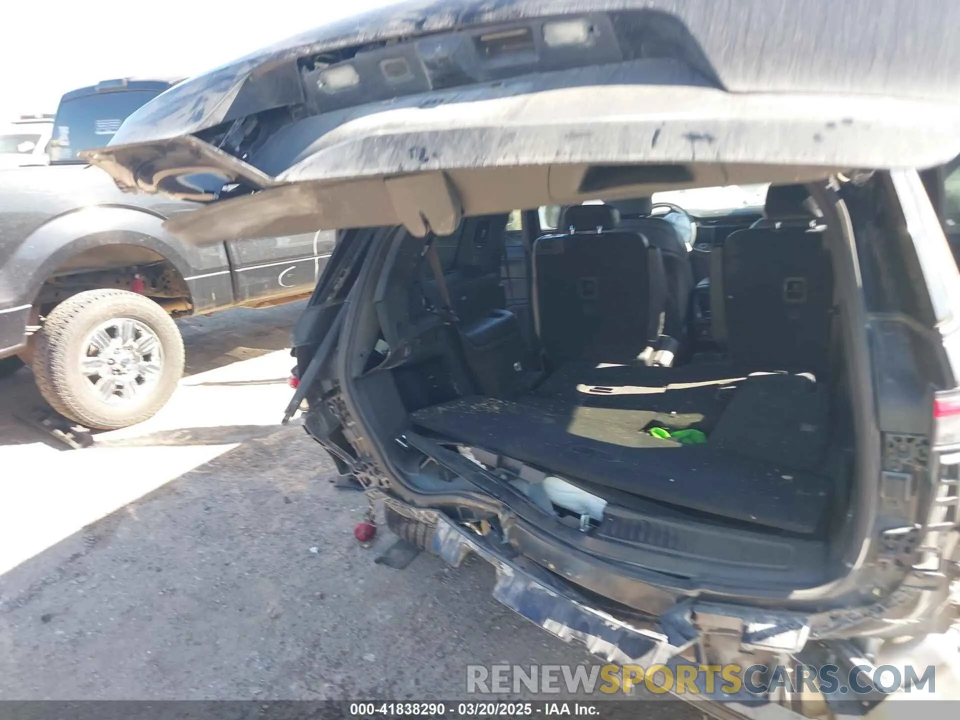 18 fotografías del automóvil dañado 1C4RJKAG2P8814979 JEEP GRAND CHEROKEE L 2023