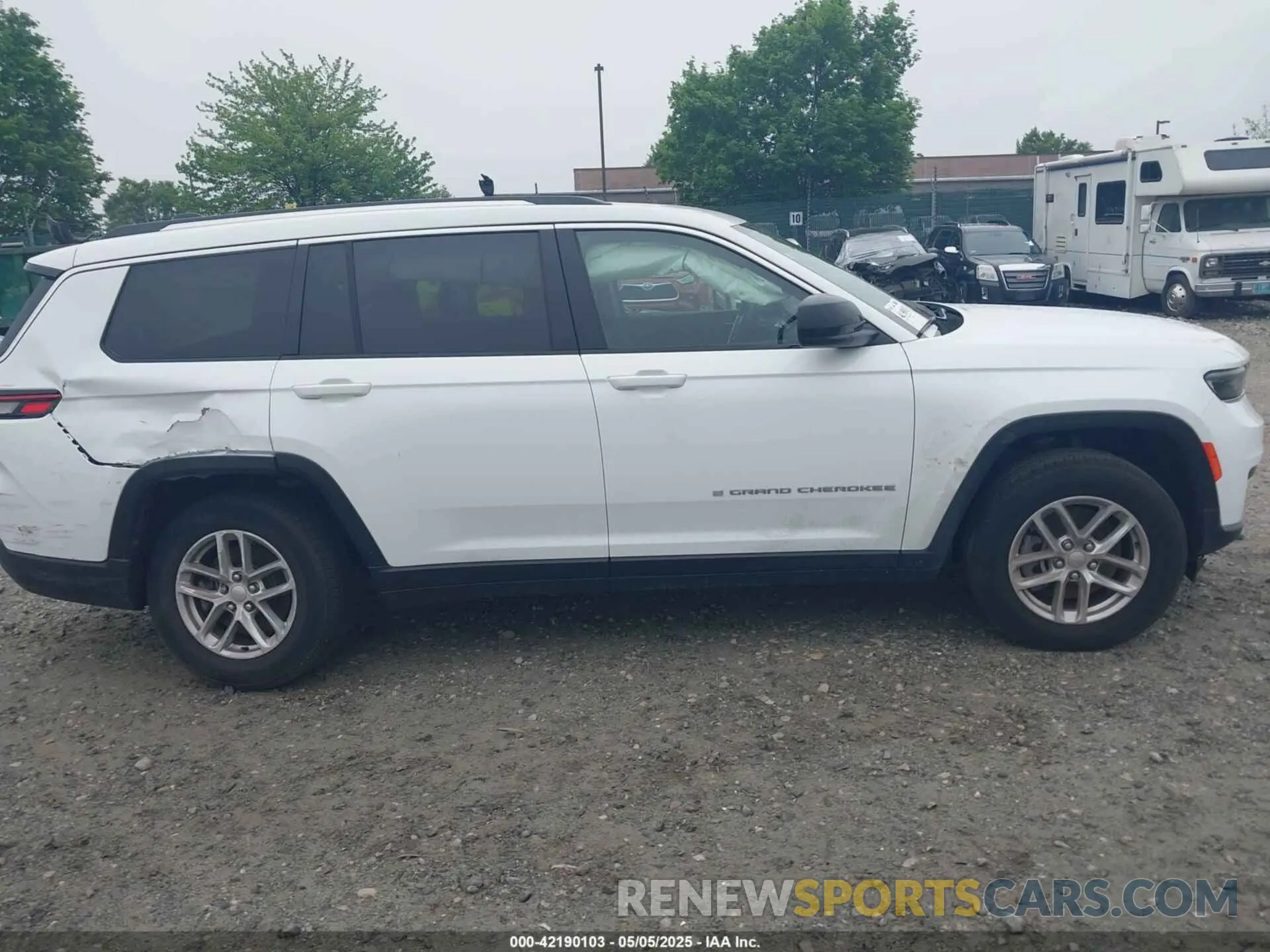 13 fotografías del automóvil dañado 1C4RJKAG3P8729567 JEEP GRAND CHEROKEE L 2023