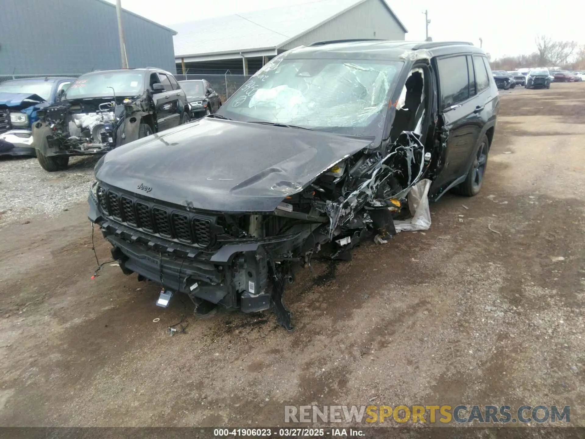 2 fotografías del automóvil dañado 1C4RJKAG6P8871895 JEEP GRAND CHEROKEE L 2023