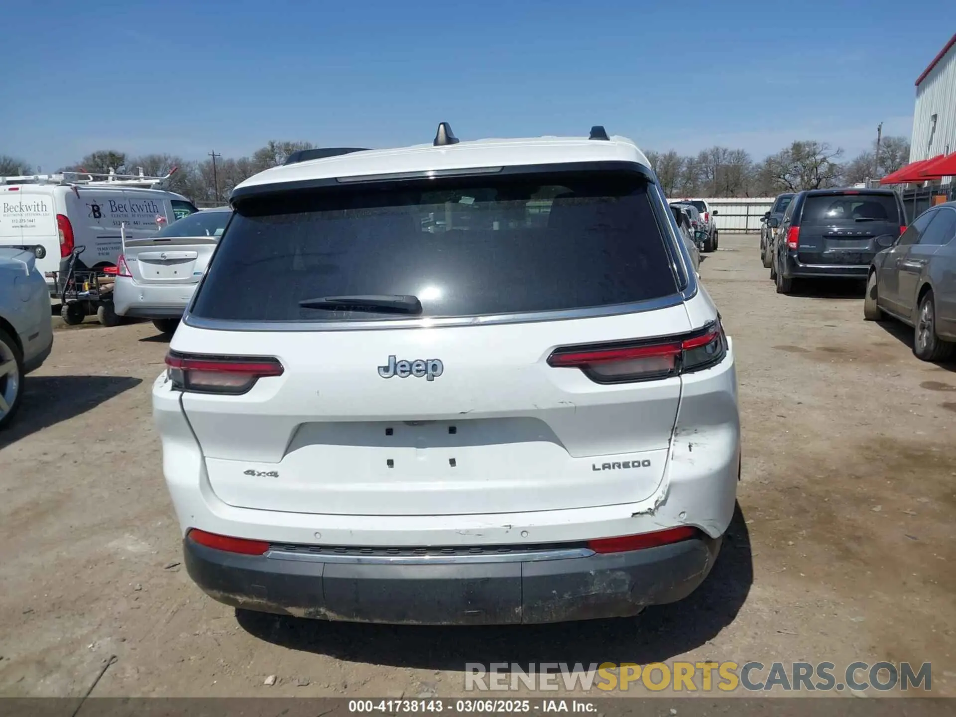 16 fotografías del automóvil dañado 1C4RJKAG7P8870237 JEEP GRAND CHEROKEE L 2023