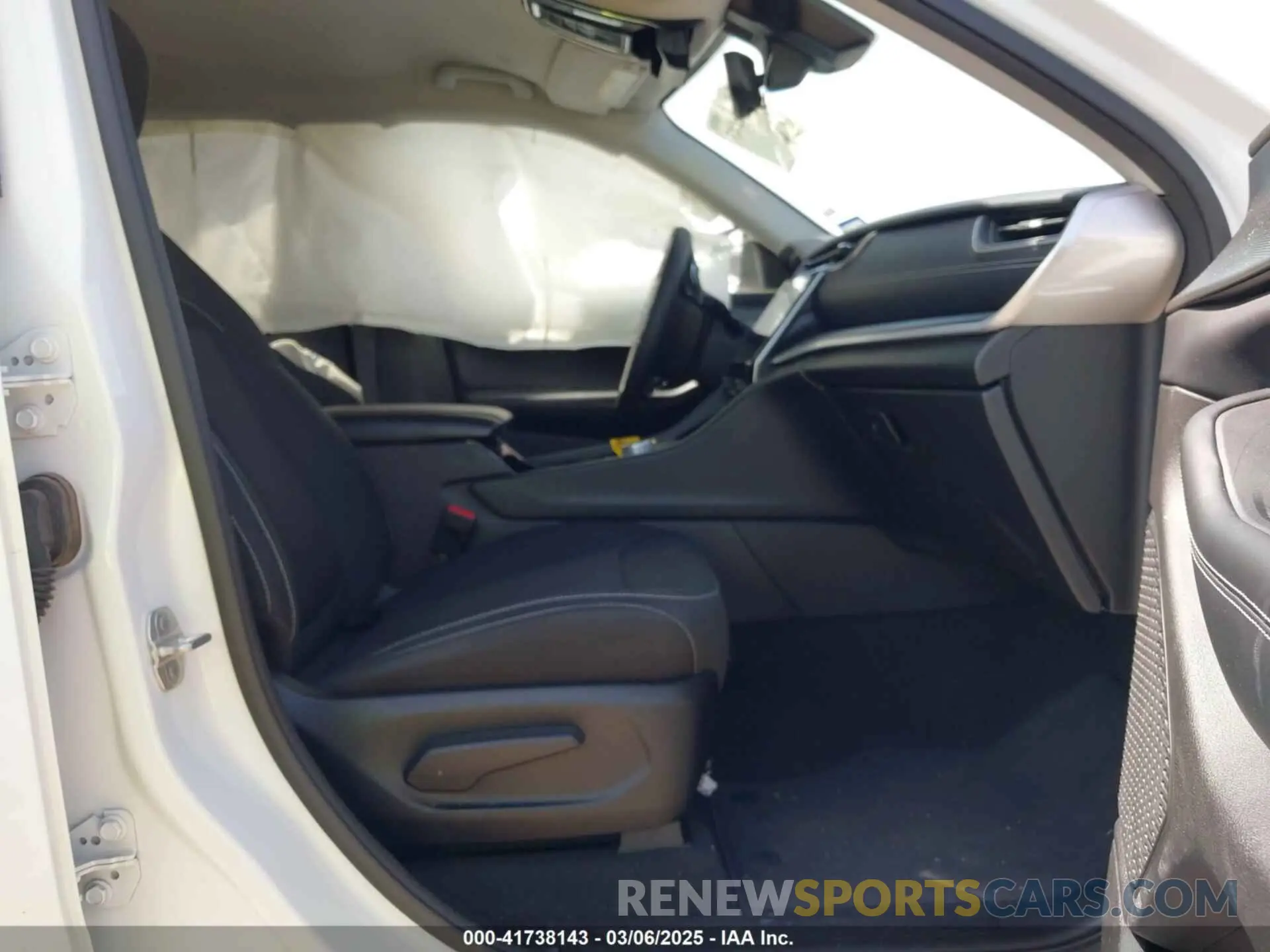 5 fotografías del automóvil dañado 1C4RJKAG7P8870237 JEEP GRAND CHEROKEE L 2023