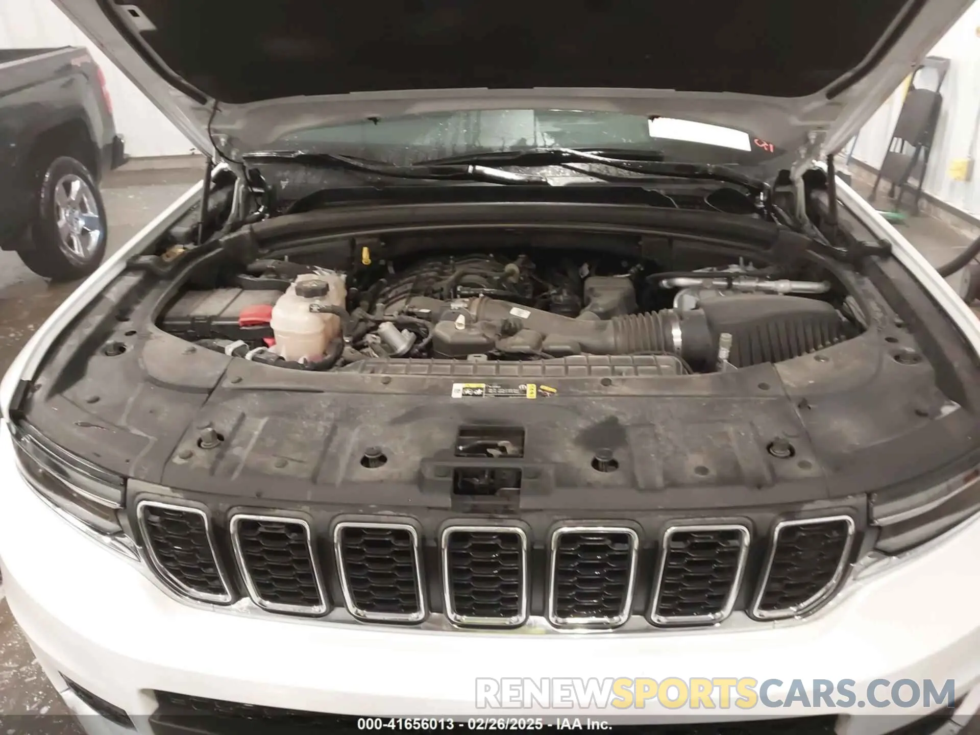 10 fotografías del automóvil dañado 1C4RJKAGXP8842626 JEEP GRAND CHEROKEE L 2023