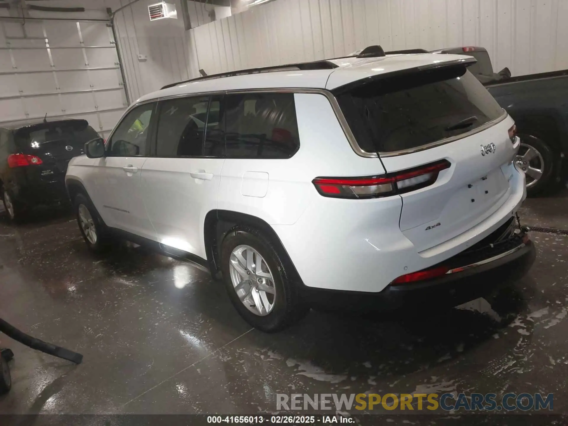 3 fotografías del automóvil dañado 1C4RJKAGXP8842626 JEEP GRAND CHEROKEE L 2023