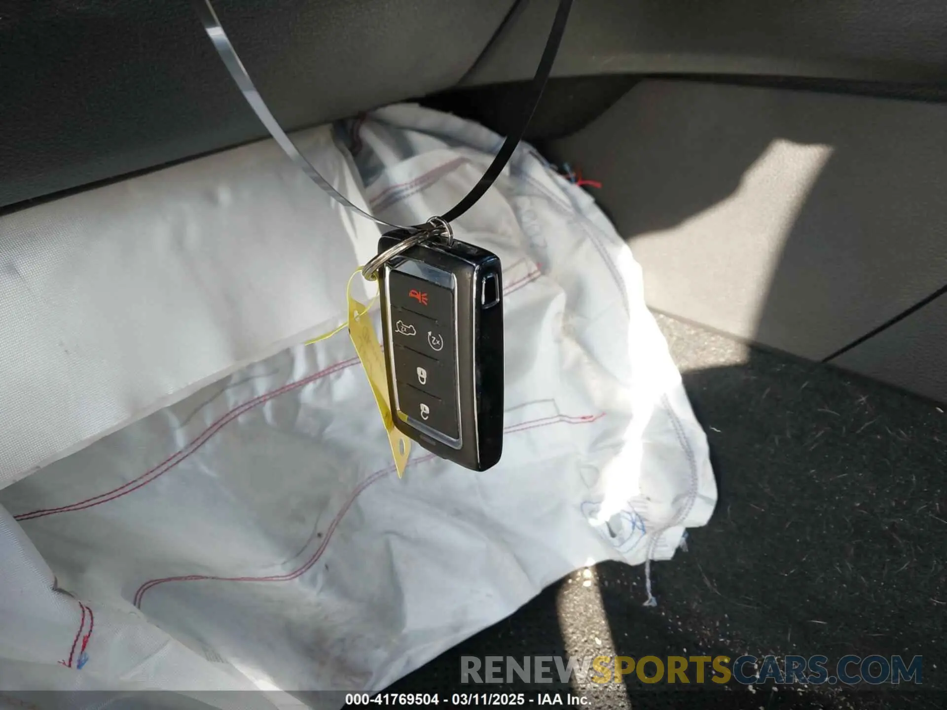 11 fotografías del automóvil dañado 1C4RJKAGXP8896766 JEEP GRAND CHEROKEE L 2023