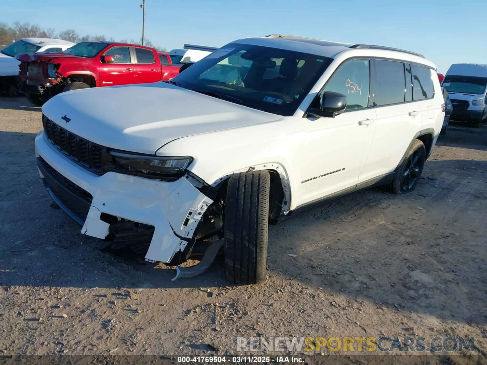 2 fotografías del automóvil dañado 1C4RJKAGXP8896766 JEEP GRAND CHEROKEE L 2023