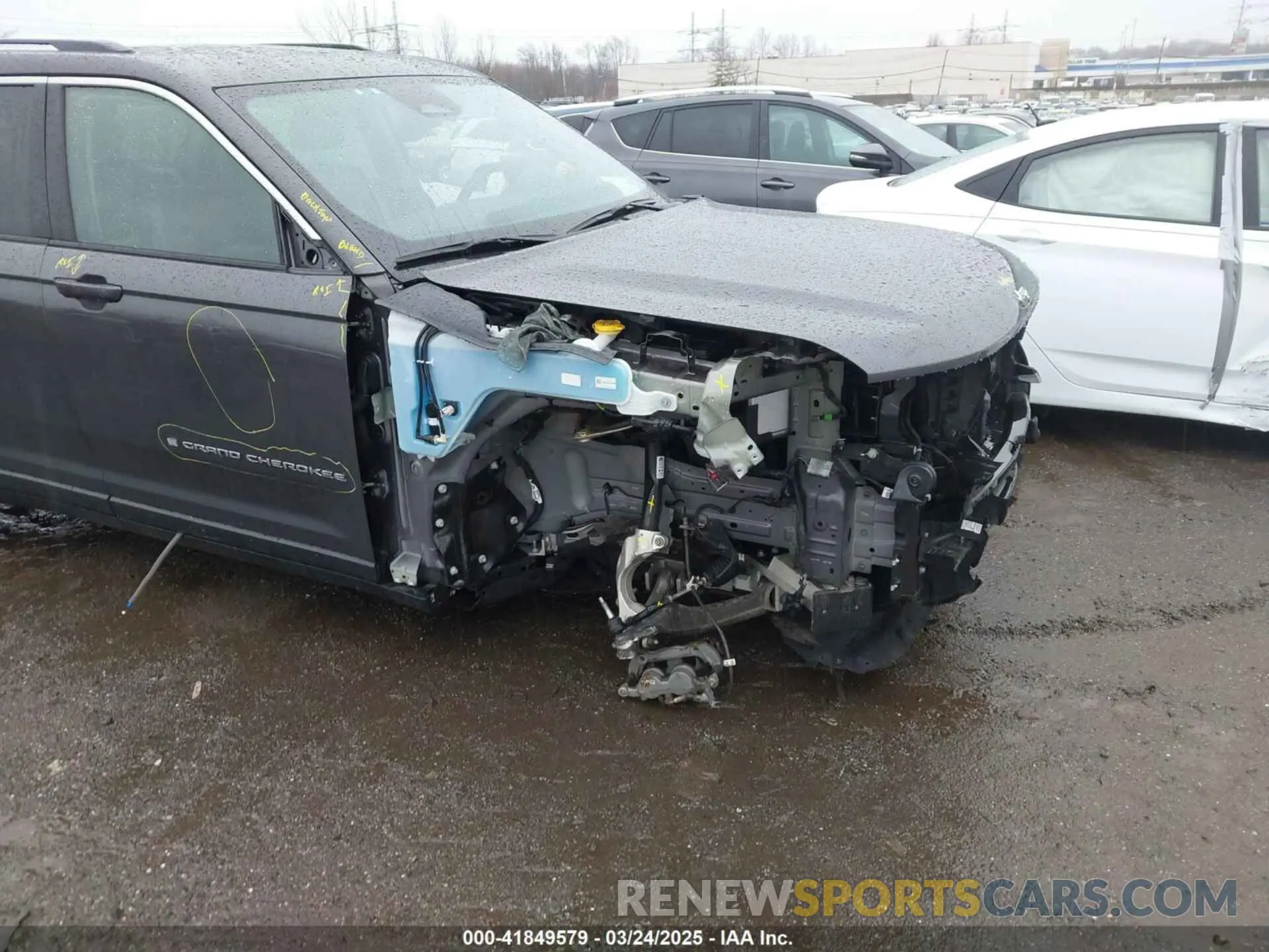16 fotografías del automóvil dañado 1C4RJKBG0P8819760 JEEP GRAND CHEROKEE L 2023