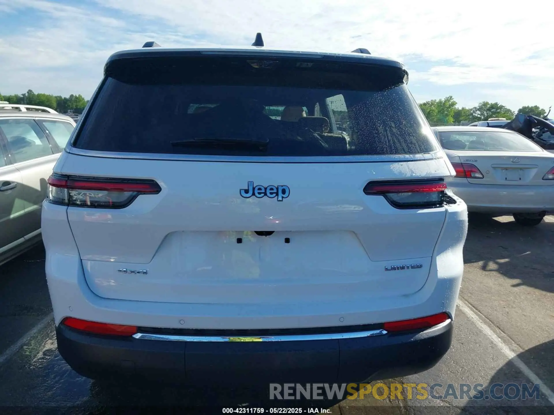 17 fotografías del automóvil dañado 1C4RJKBG0P8854444 JEEP GRAND CHEROKEE L 2023