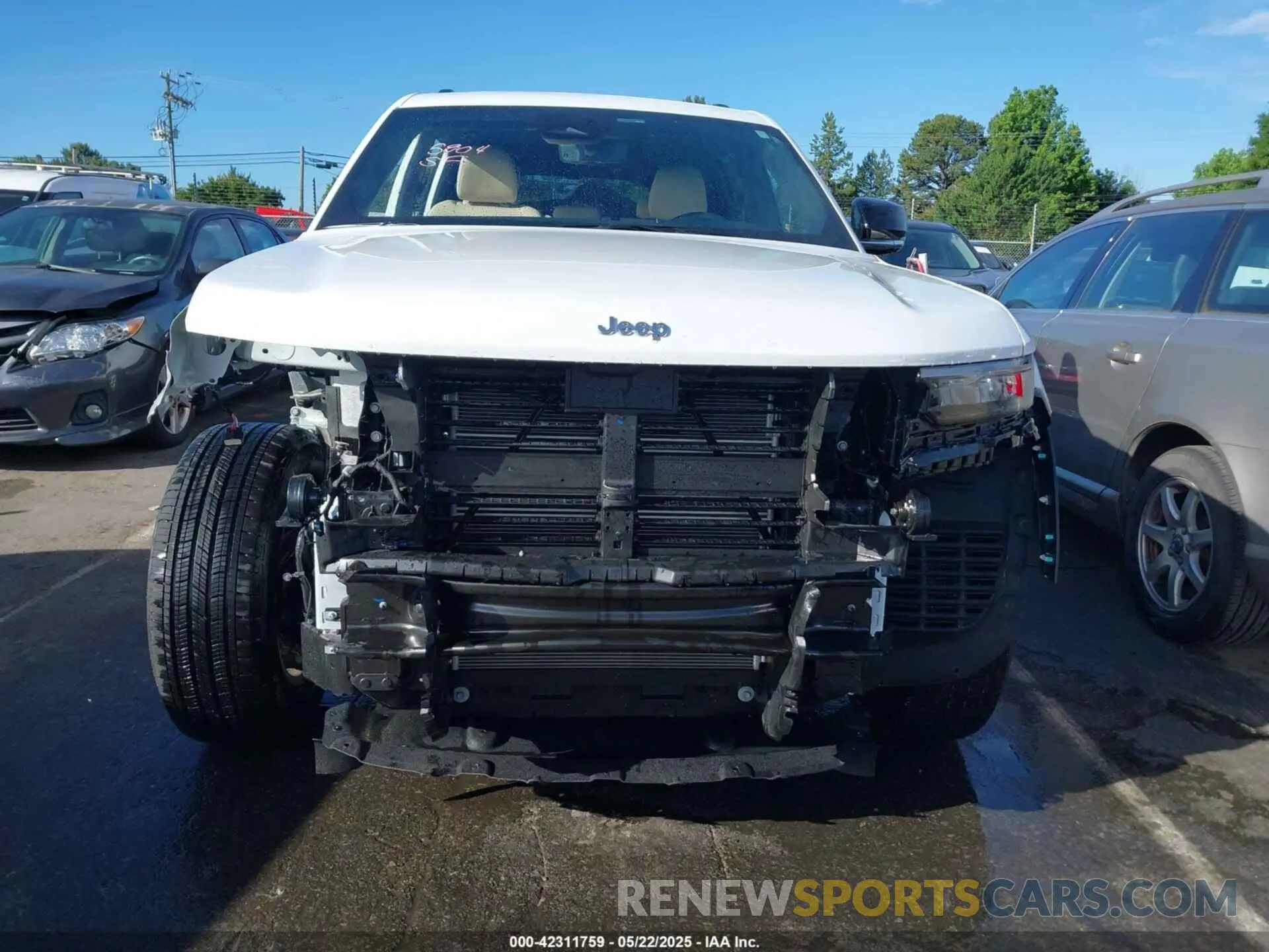 18 fotografías del automóvil dañado 1C4RJKBG0P8854444 JEEP GRAND CHEROKEE L 2023