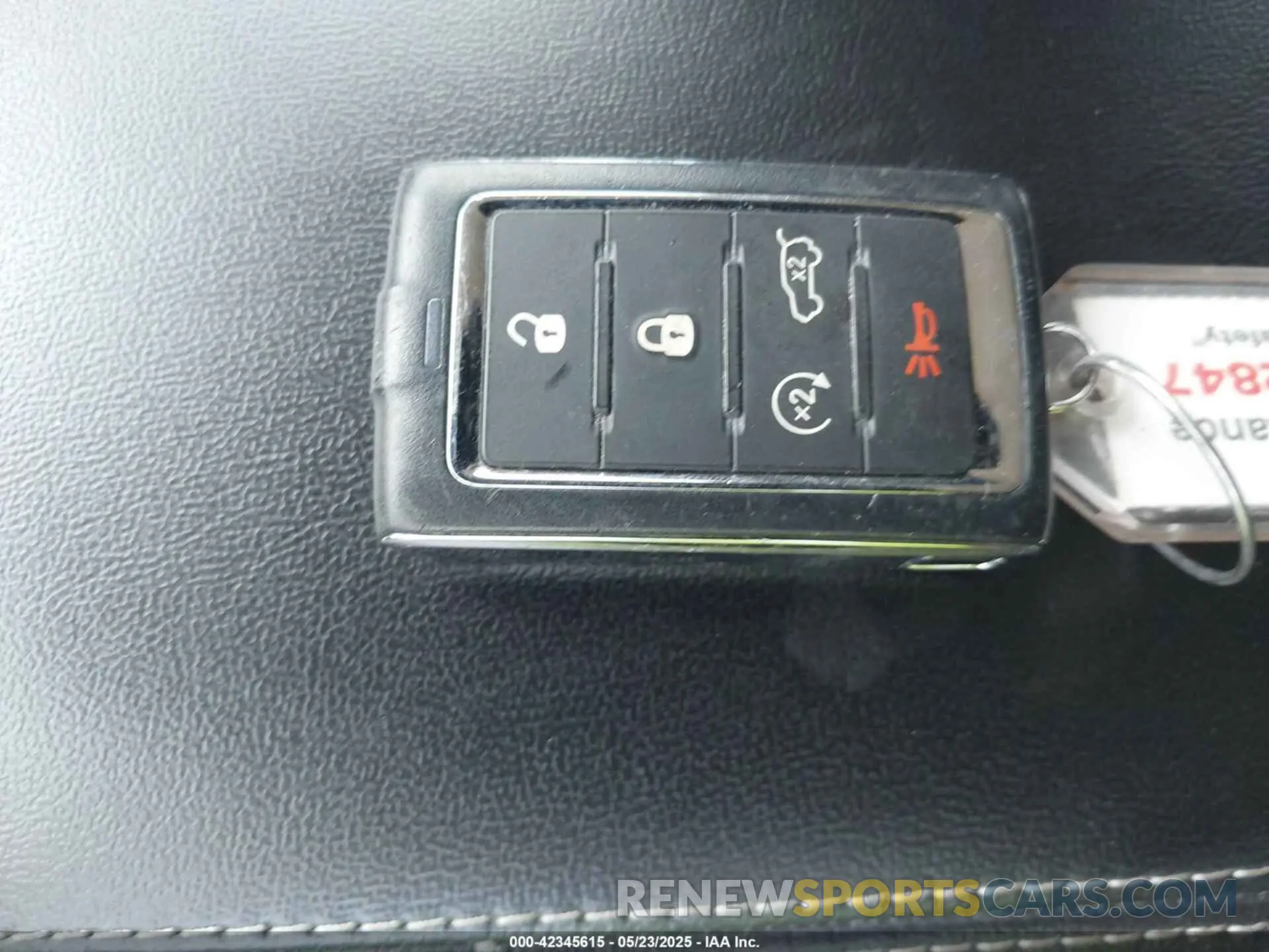 11 fotografías del automóvil dañado 1C4RJKBG2P8886358 JEEP GRAND CHEROKEE L 2023