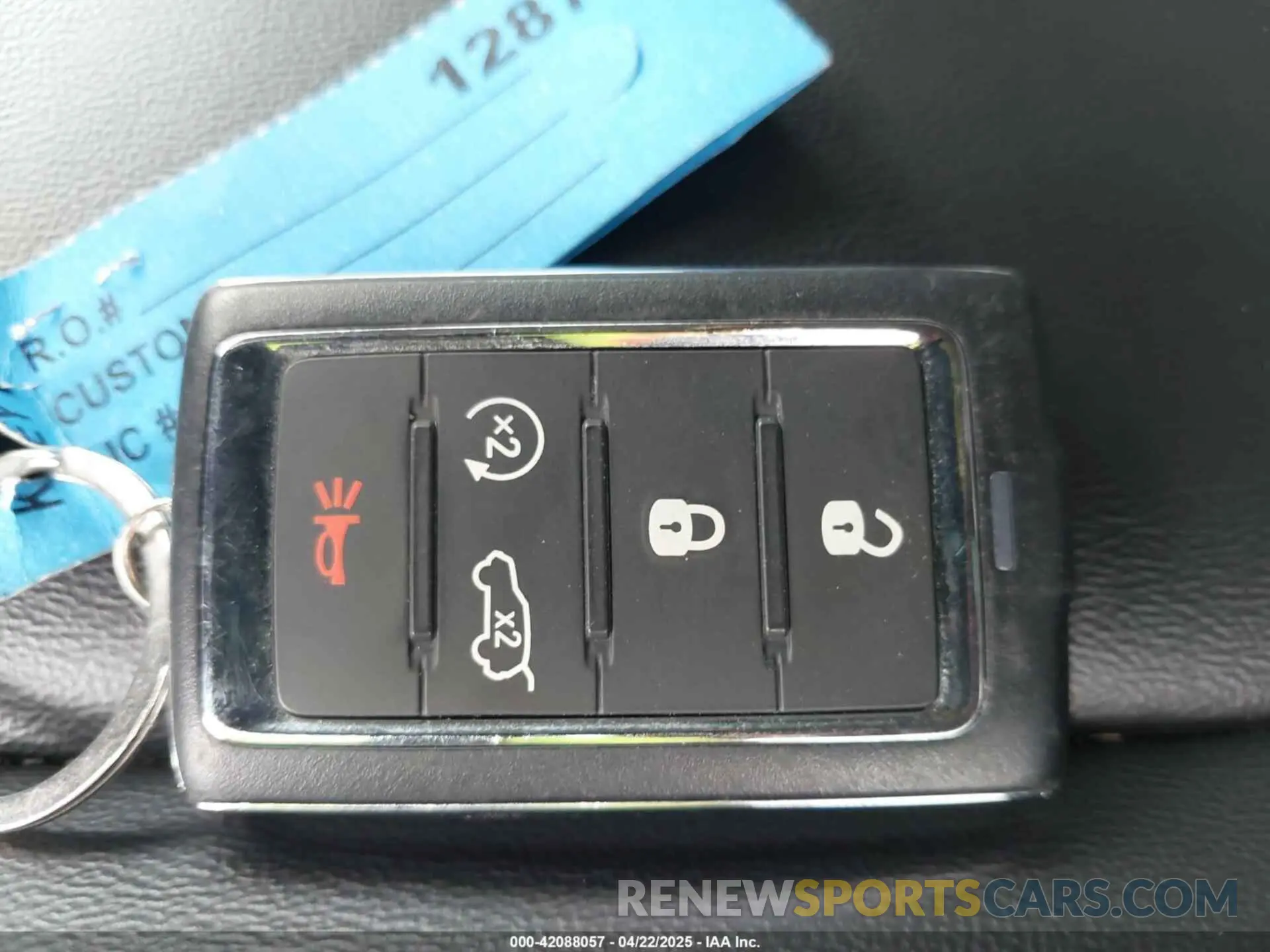 11 fotografías del automóvil dañado 1C4RJKBG3P8832504 JEEP GRAND CHEROKEE L 2023