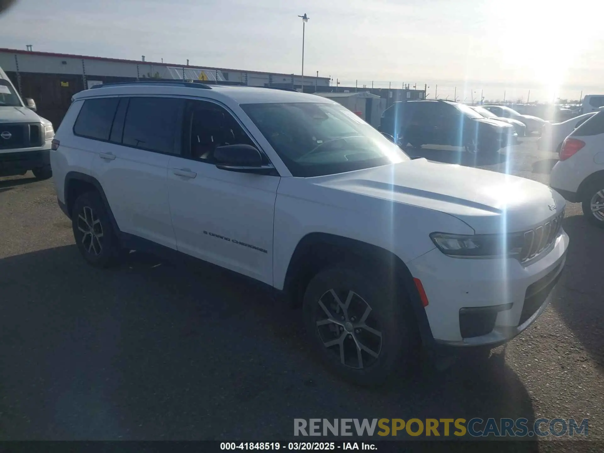 1 fotografías del automóvil dañado 1C4RJKBG4P8806462 JEEP GRAND CHEROKEE L 2023