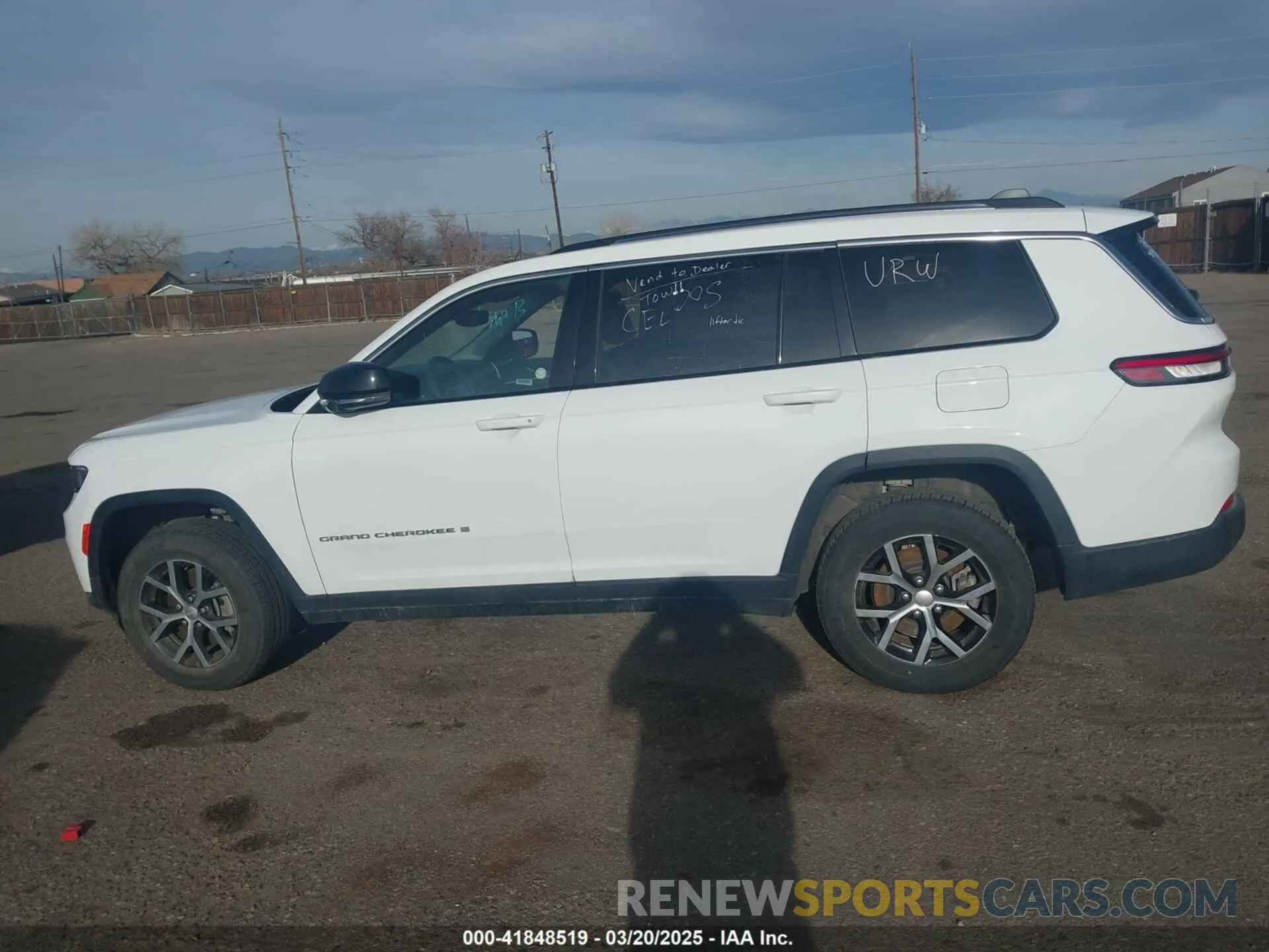 15 fotografías del automóvil dañado 1C4RJKBG4P8806462 JEEP GRAND CHEROKEE L 2023