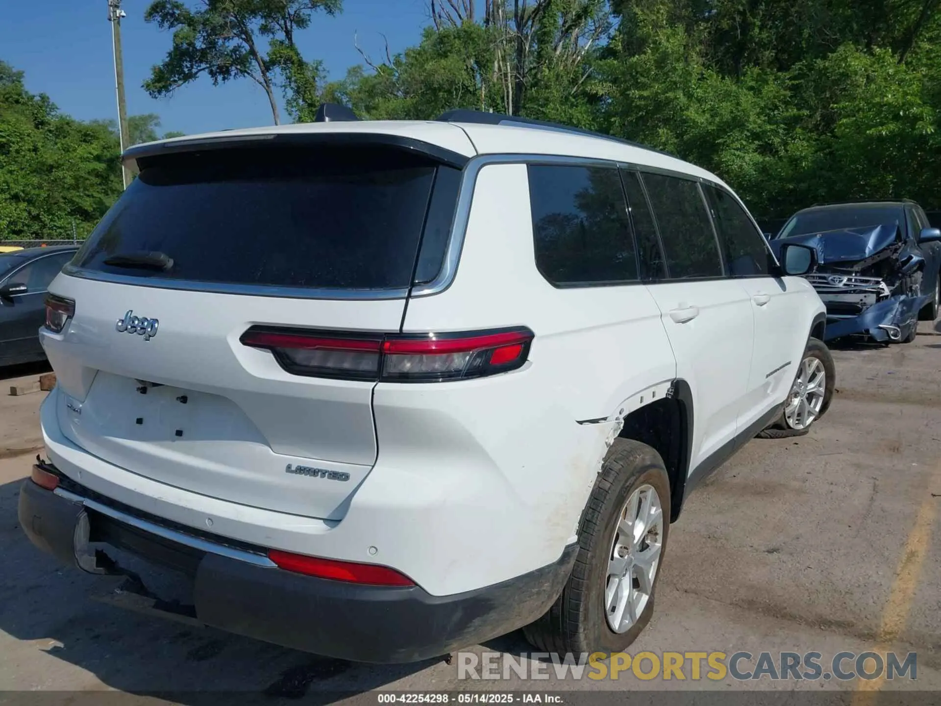 18 fotografías del automóvil dañado 1C4RJKBG8P8858824 JEEP GRAND CHEROKEE L 2023