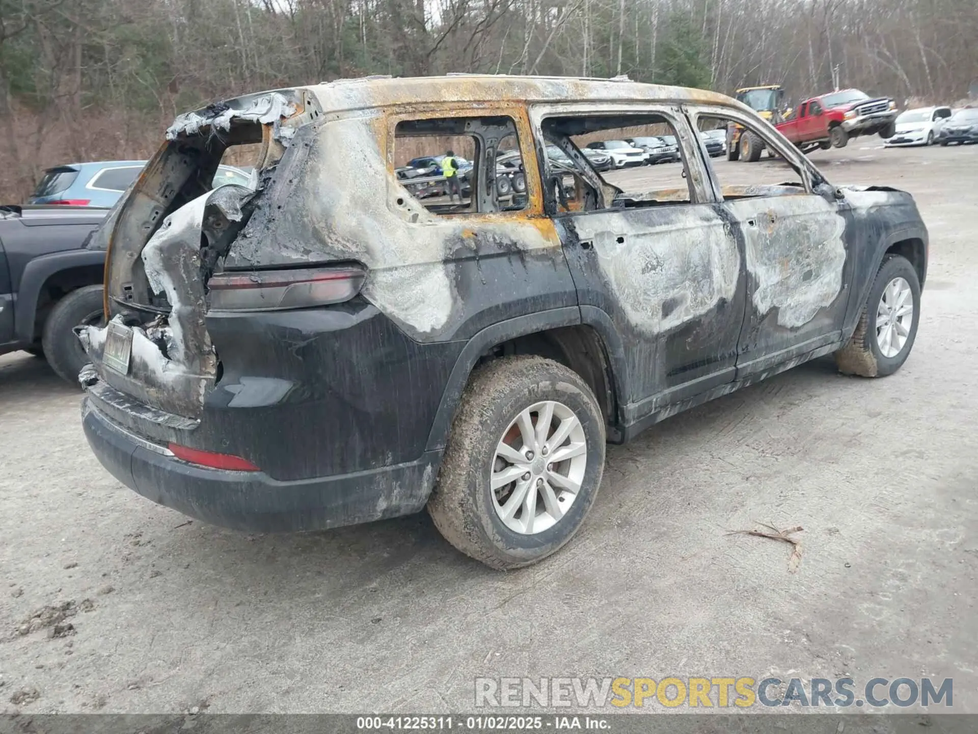 4 fotografías del automóvil dañado 1C4RJKBGXP8818891 JEEP GRAND CHEROKEE L 2023
