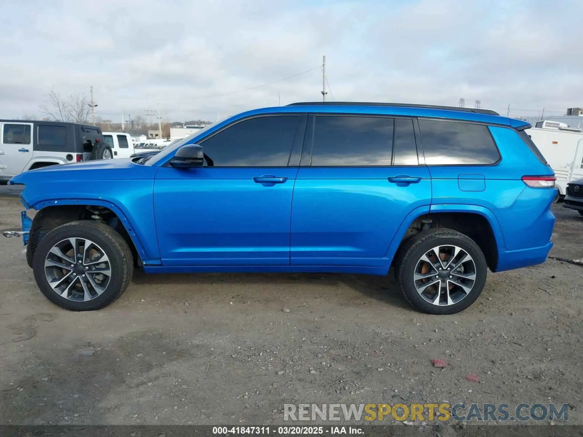 14 fotografías del automóvil dañado 1C4RJKDG0P8731272 JEEP GRAND CHEROKEE L 2023