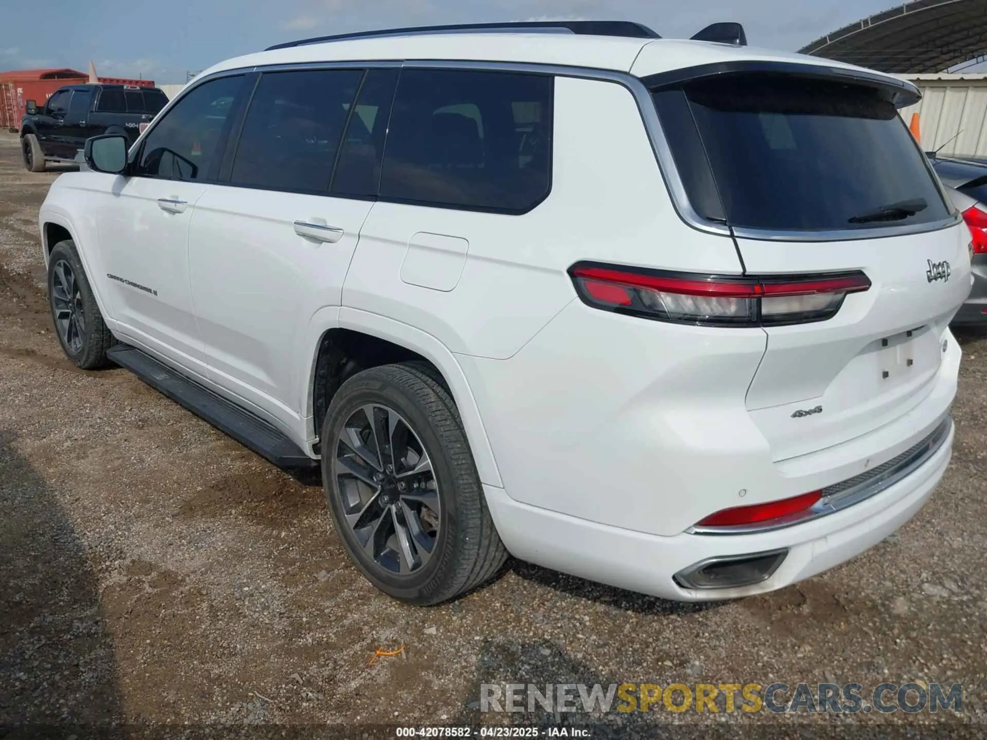 3 fotografías del automóvil dañado 1C4RJKDG1P8825368 JEEP GRAND CHEROKEE L 2023