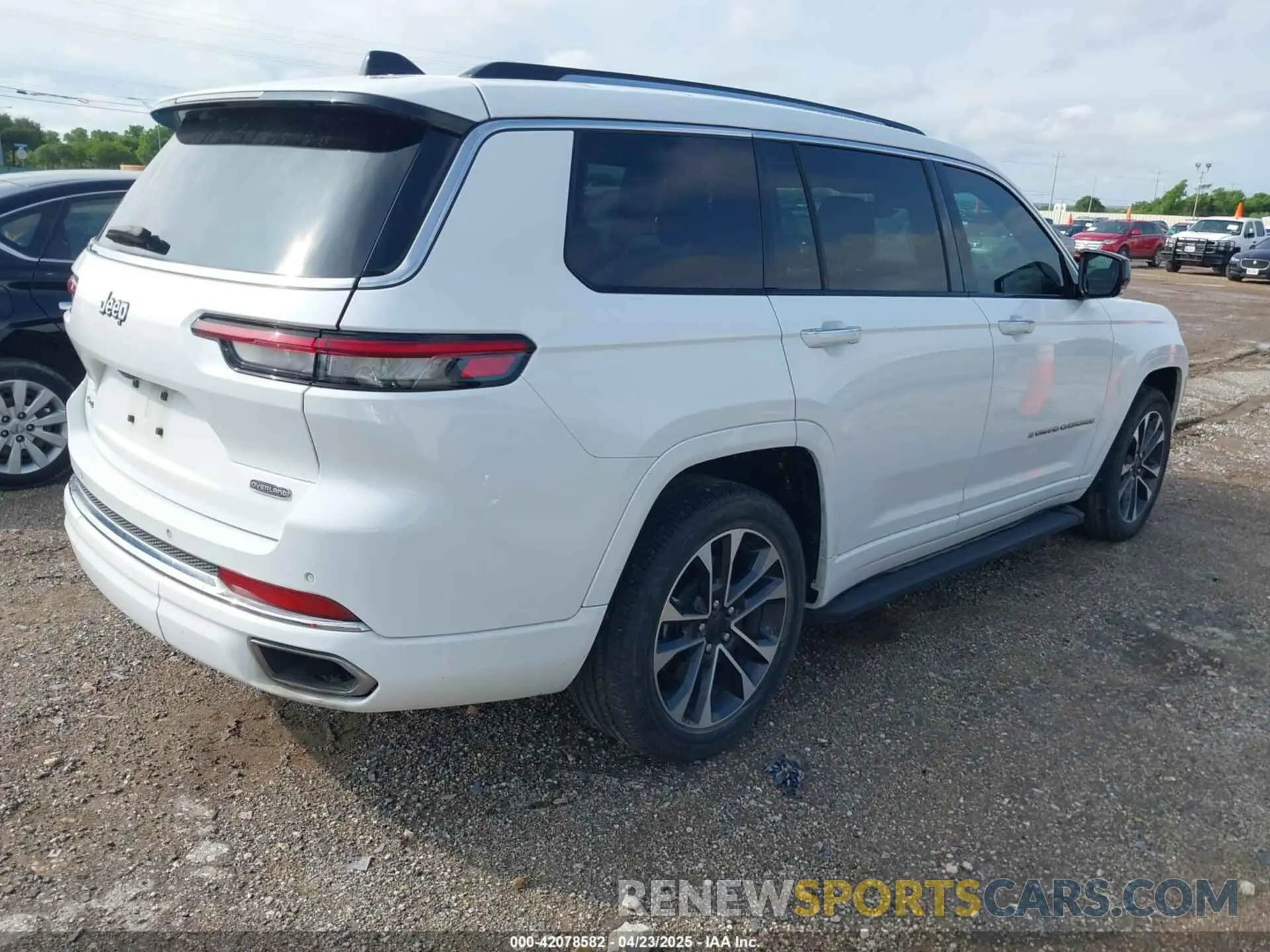 4 fotografías del automóvil dañado 1C4RJKDG1P8825368 JEEP GRAND CHEROKEE L 2023