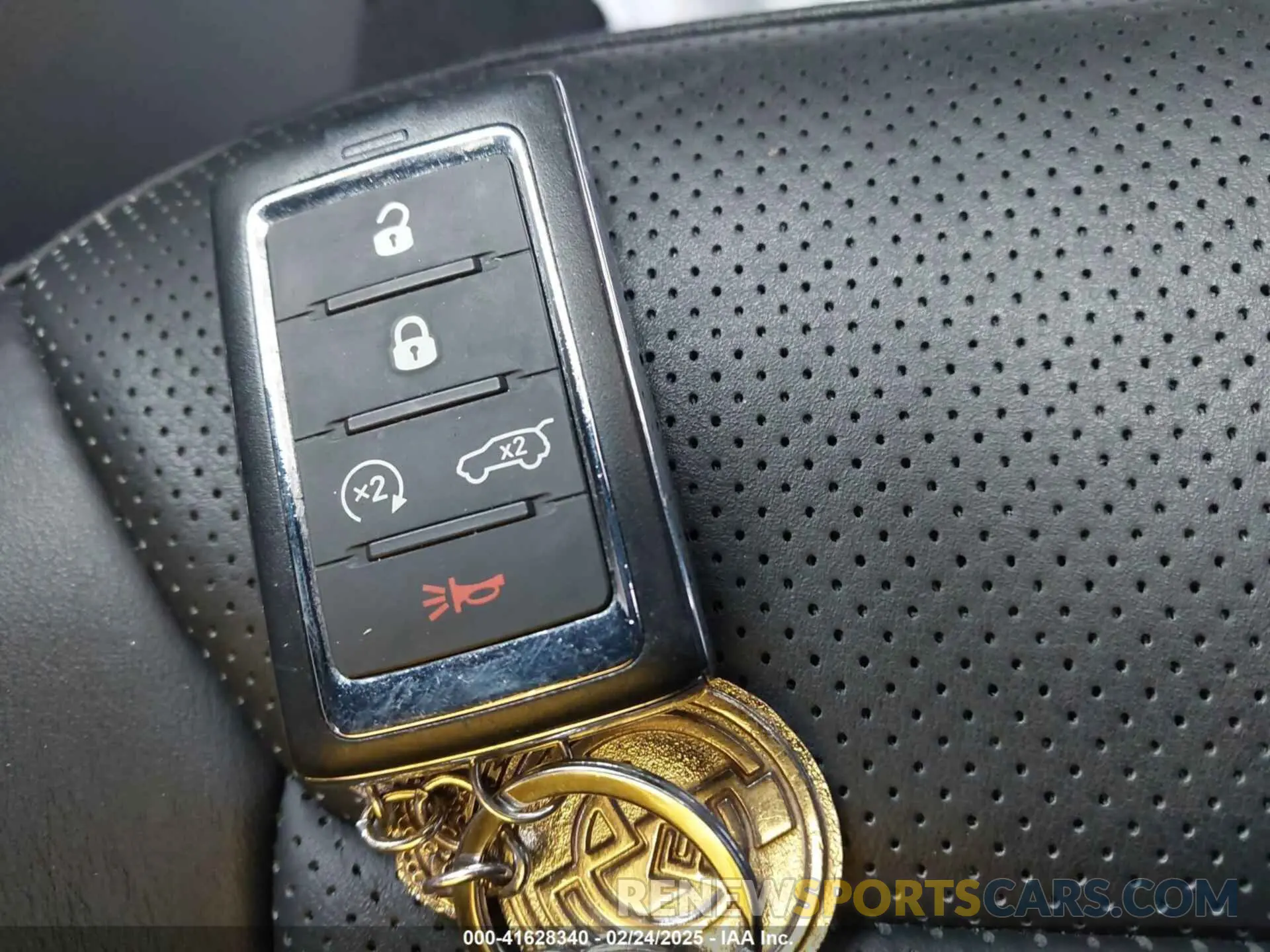 11 fotografías del automóvil dañado 1C4RJKDG1P8832675 JEEP GRAND CHEROKEE L 2023