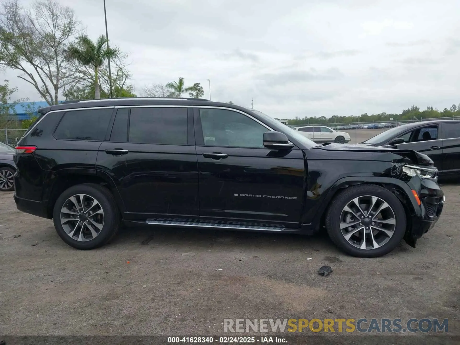 14 fotografías del automóvil dañado 1C4RJKDG1P8832675 JEEP GRAND CHEROKEE L 2023