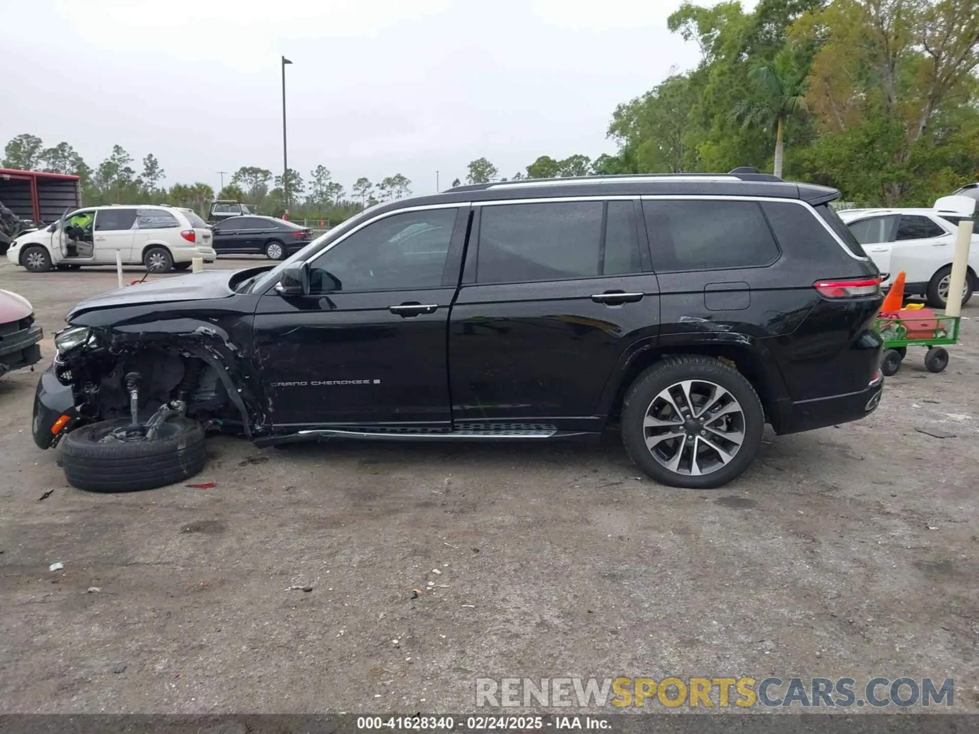 15 fotografías del automóvil dañado 1C4RJKDG1P8832675 JEEP GRAND CHEROKEE L 2023