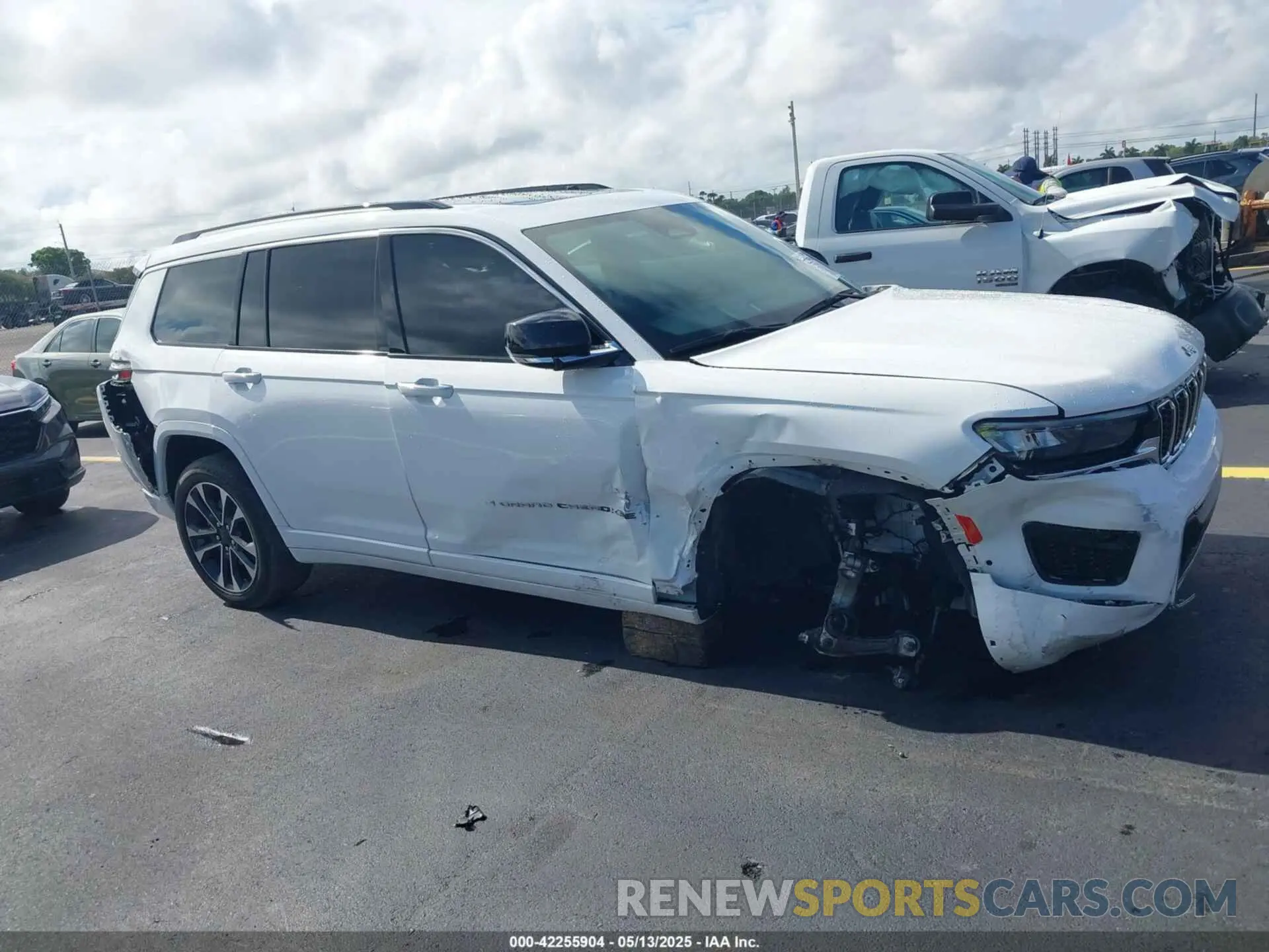 6 fotografías del automóvil dañado 1C4RJKDG9P8737684 JEEP GRAND CHEROKEE L 2023