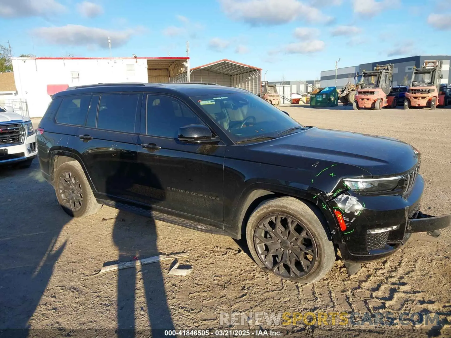 13 fotografías del automóvil dañado 1C4RJKEGXP8713909 JEEP GRAND CHEROKEE L 2023