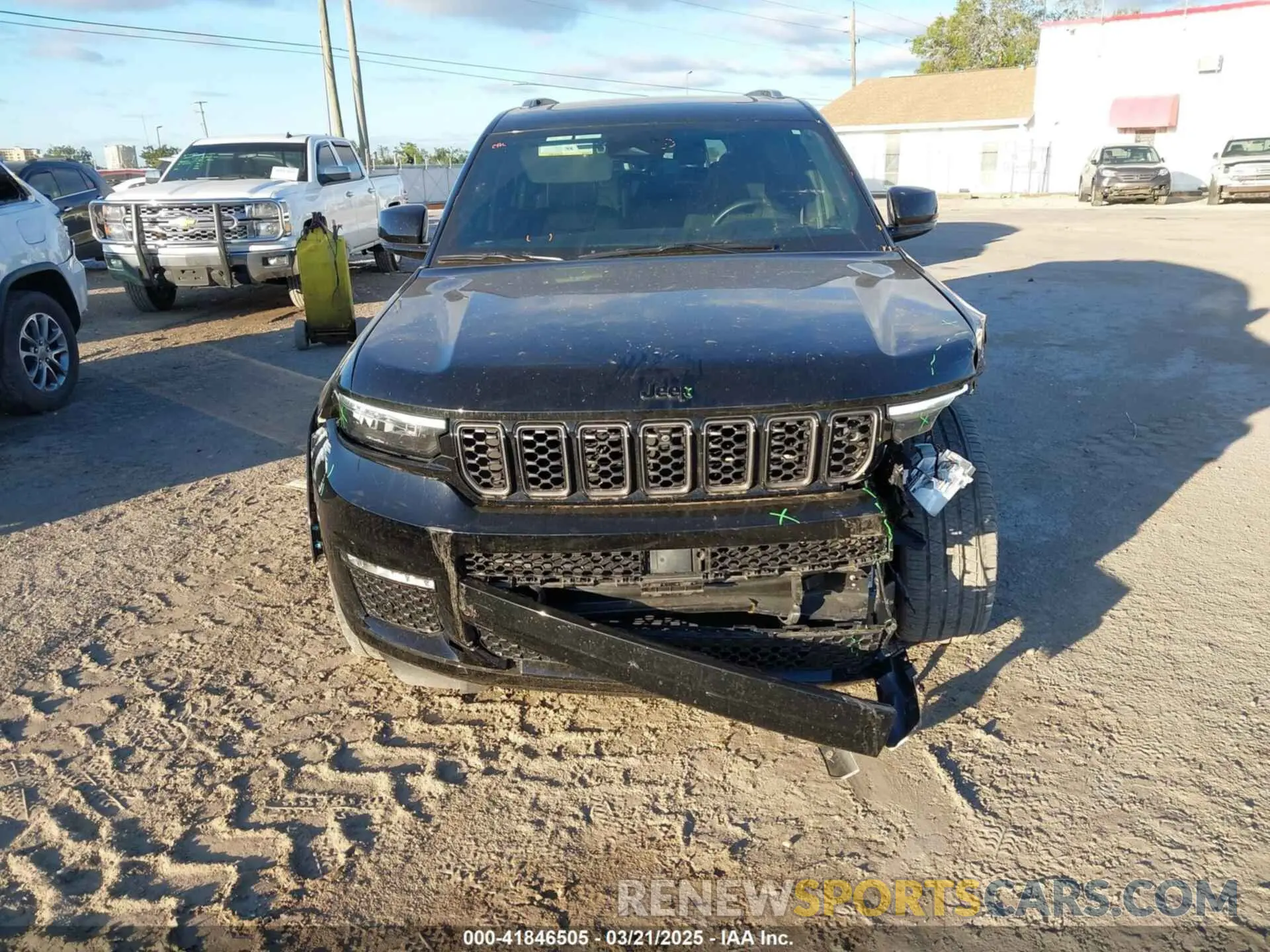 6 fotografías del automóvil dañado 1C4RJKEGXP8713909 JEEP GRAND CHEROKEE L 2023