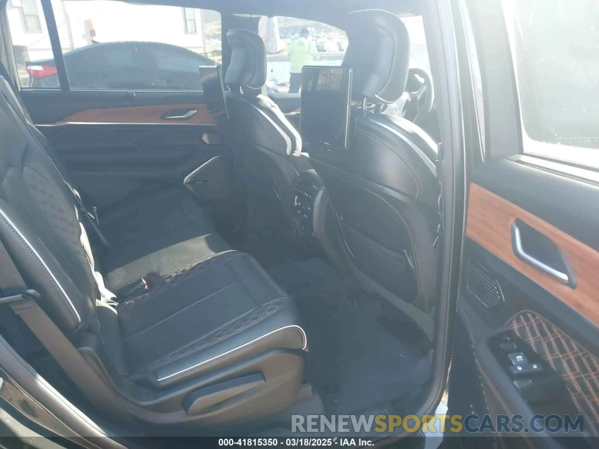 8 fotografías del automóvil dañado 1C4RJKET8P8869069 JEEP GRAND CHEROKEE L 2023