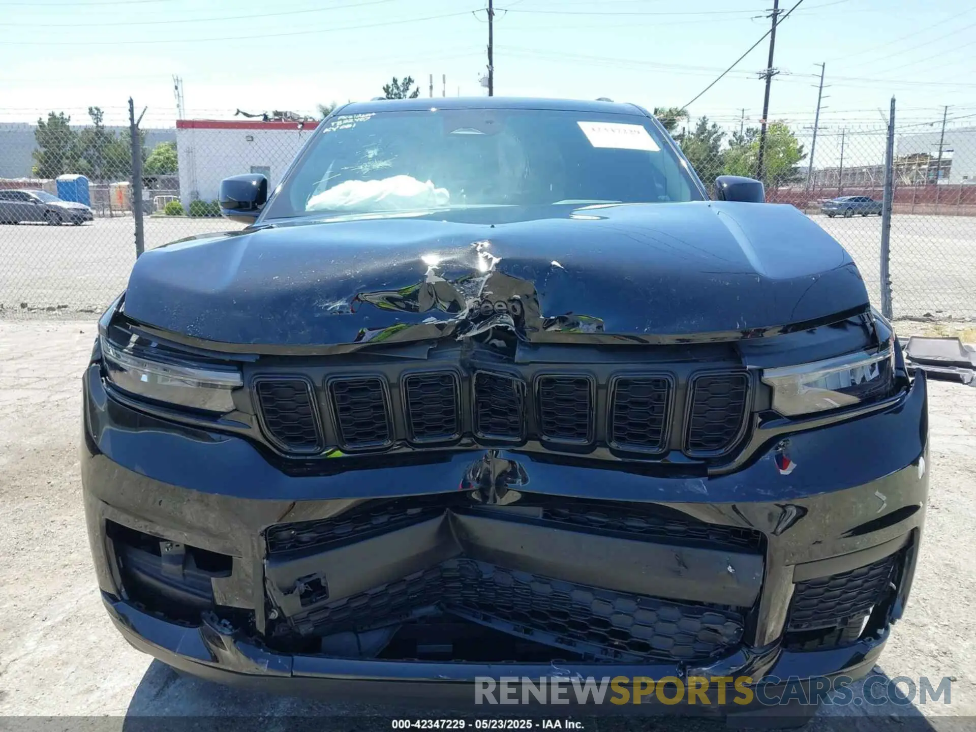 12 fotografías del automóvil dañado 1C4RJJAG0R8601865 JEEP GRAND CHEROKEE L 2024