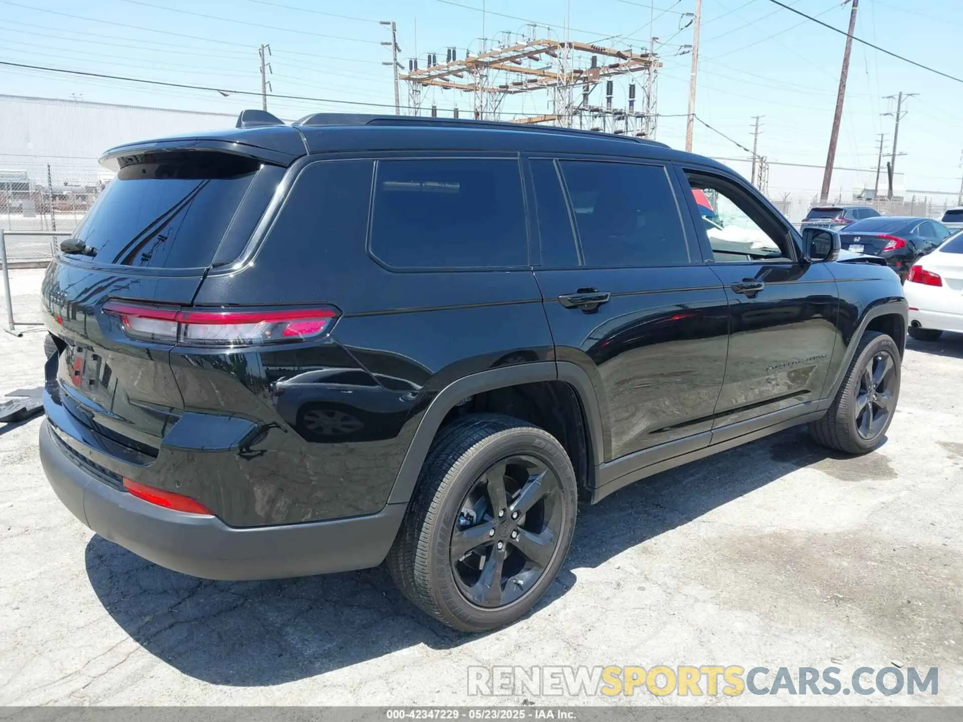 4 fotografías del automóvil dañado 1C4RJJAG0R8601865 JEEP GRAND CHEROKEE L 2024