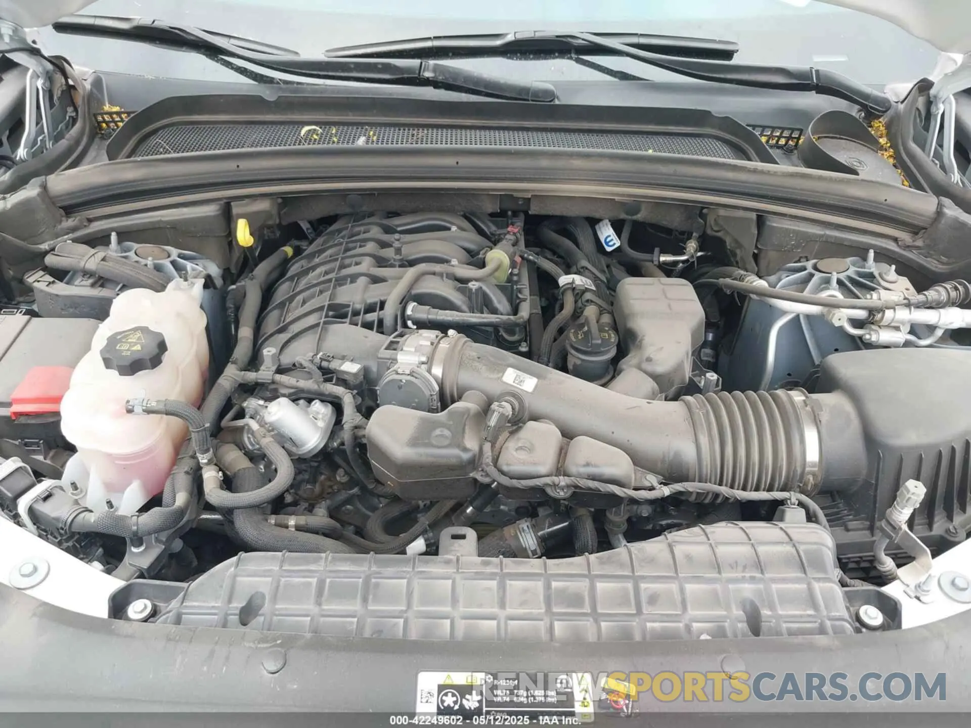 10 fotografías del automóvil dañado 1C4RJJAG1R8958326 JEEP GRAND CHEROKEE L 2024