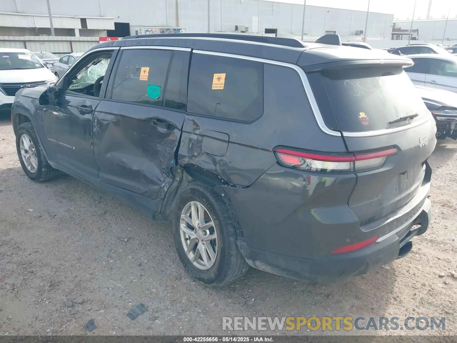 3 fotografías del automóvil dañado 1C4RJJAG7R8559355 JEEP GRAND CHEROKEE L 2024