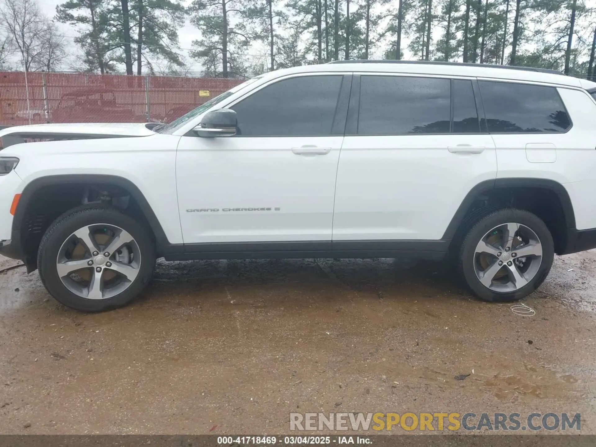 14 fotografías del automóvil dañado 1C4RJJBG0R8531640 JEEP GRAND CHEROKEE L 2024