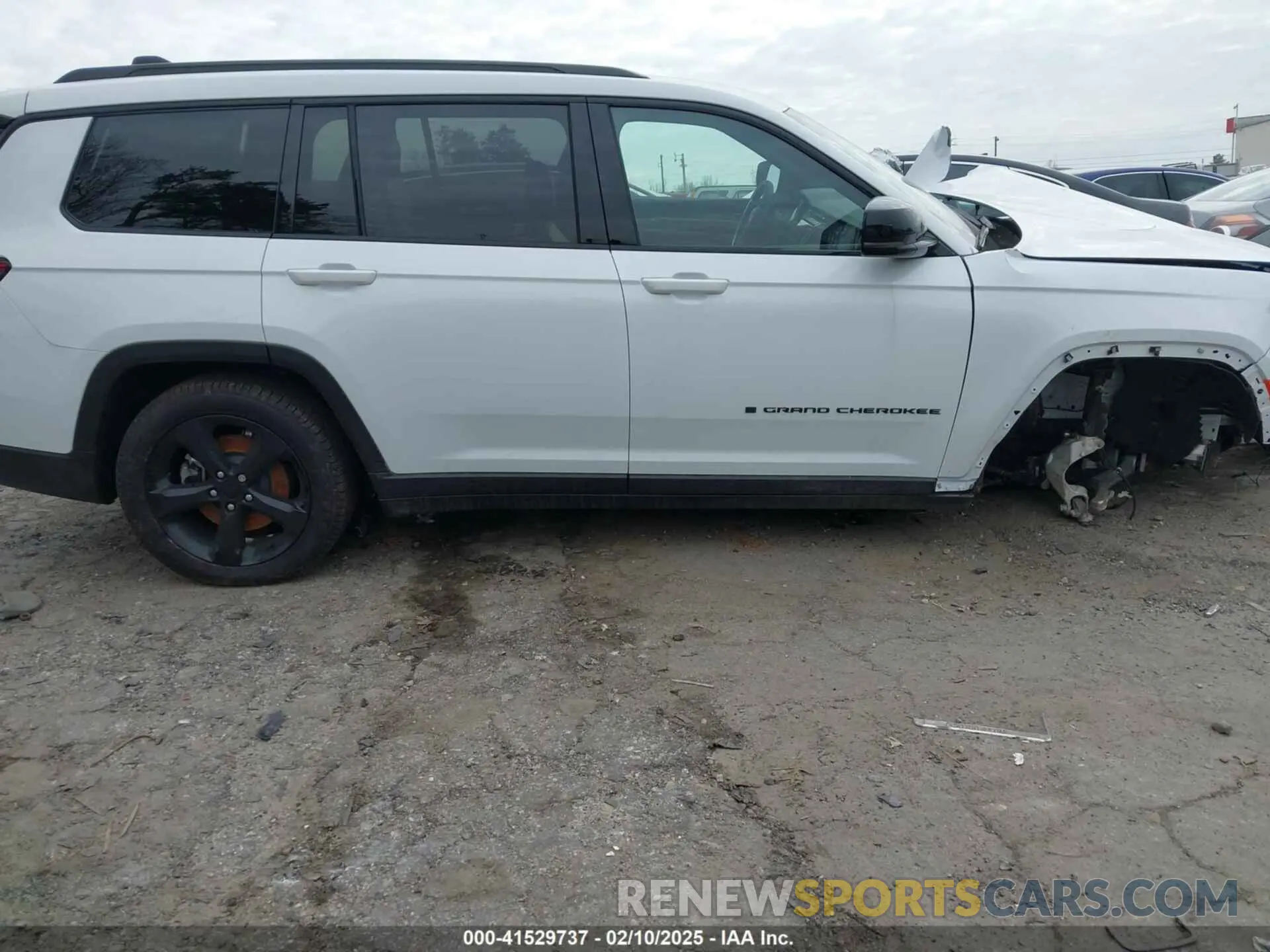 13 fotografías del automóvil dañado 1C4RJJBGXR8525537 JEEP GRAND CHEROKEE L 2024