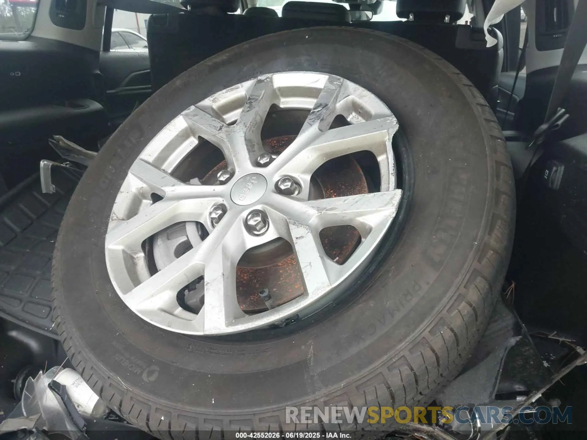 11 fotografías del automóvil dañado 1C4RJJBGXR8922522 JEEP GRAND CHEROKEE L 2024