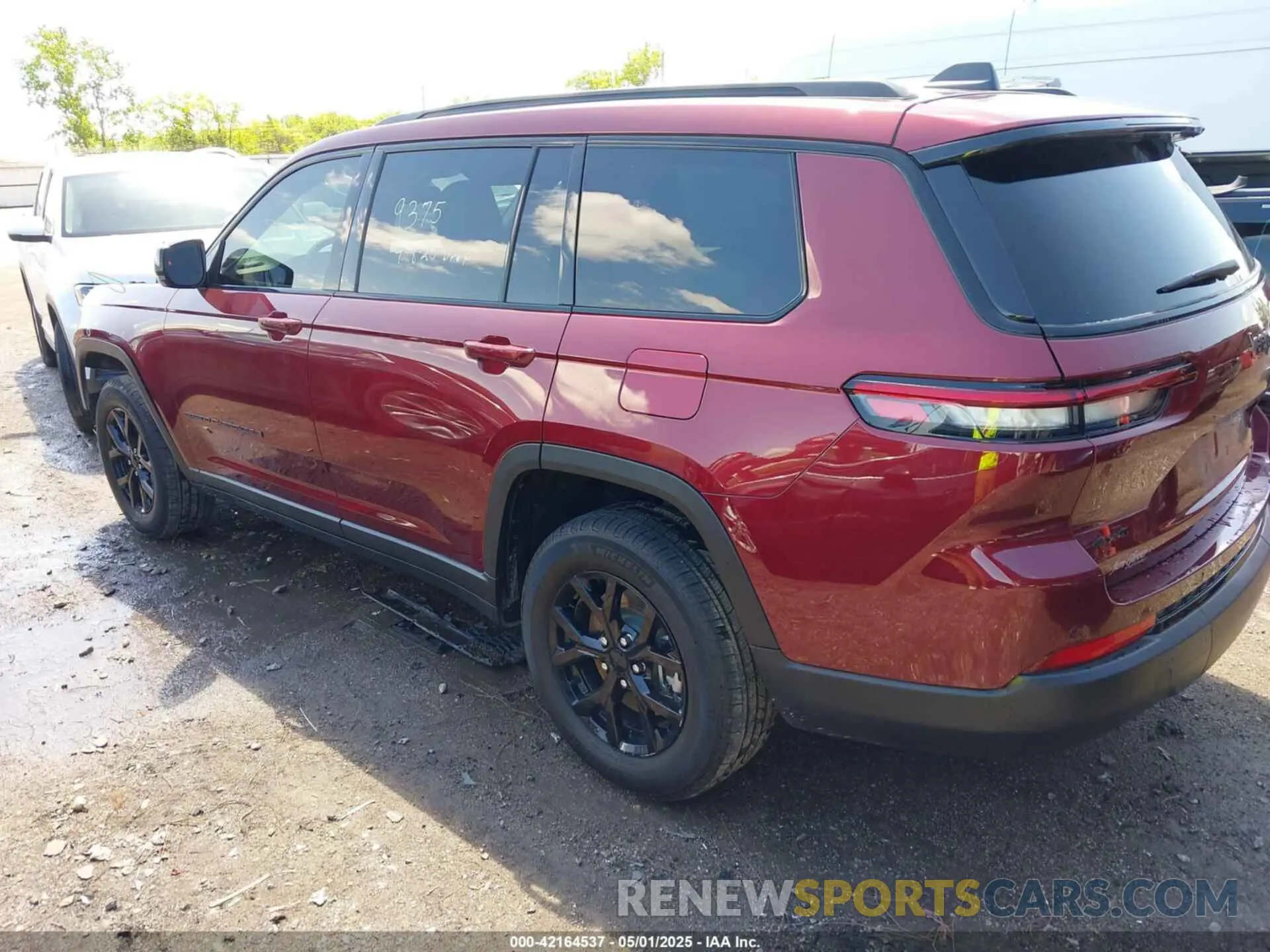 3 fotografías del automóvil dañado 1C4RJKAG1R8618129 JEEP GRAND CHEROKEE L 2024