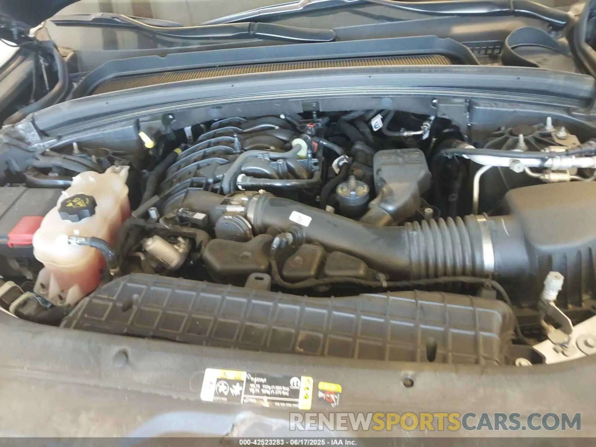 10 fotografías del automóvil dañado 1C4RJKAG3R8508859 JEEP GRAND CHEROKEE L 2024