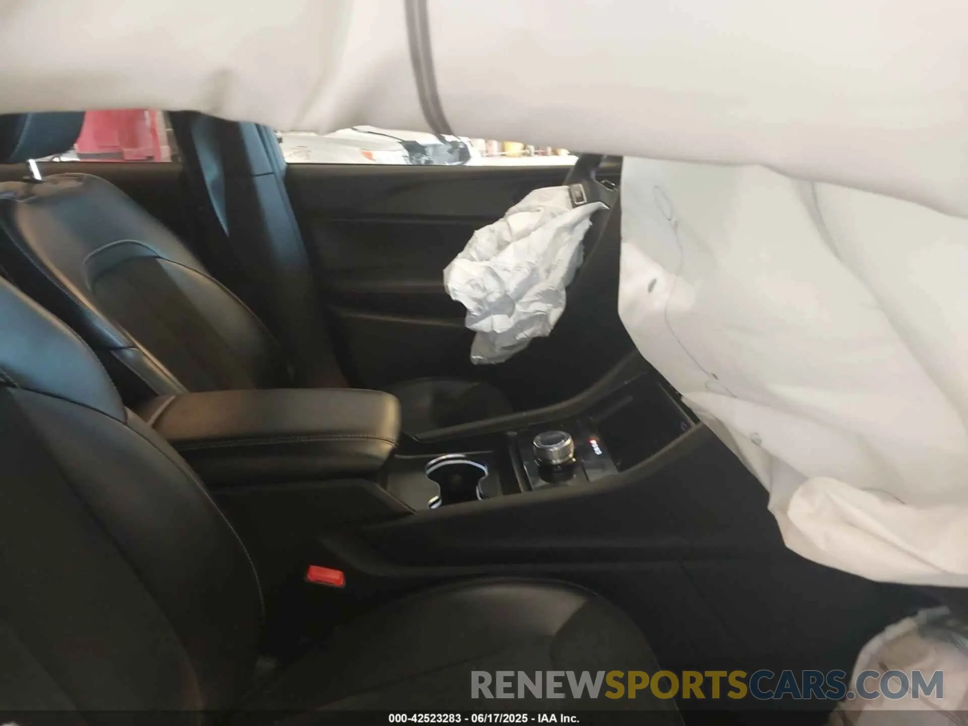 5 fotografías del automóvil dañado 1C4RJKAG3R8508859 JEEP GRAND CHEROKEE L 2024