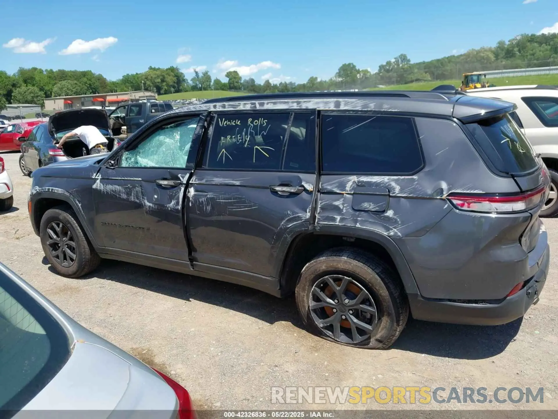 14 fotografías del automóvil dañado 1C4RJKAG5R8558274 JEEP GRAND CHEROKEE L 2024